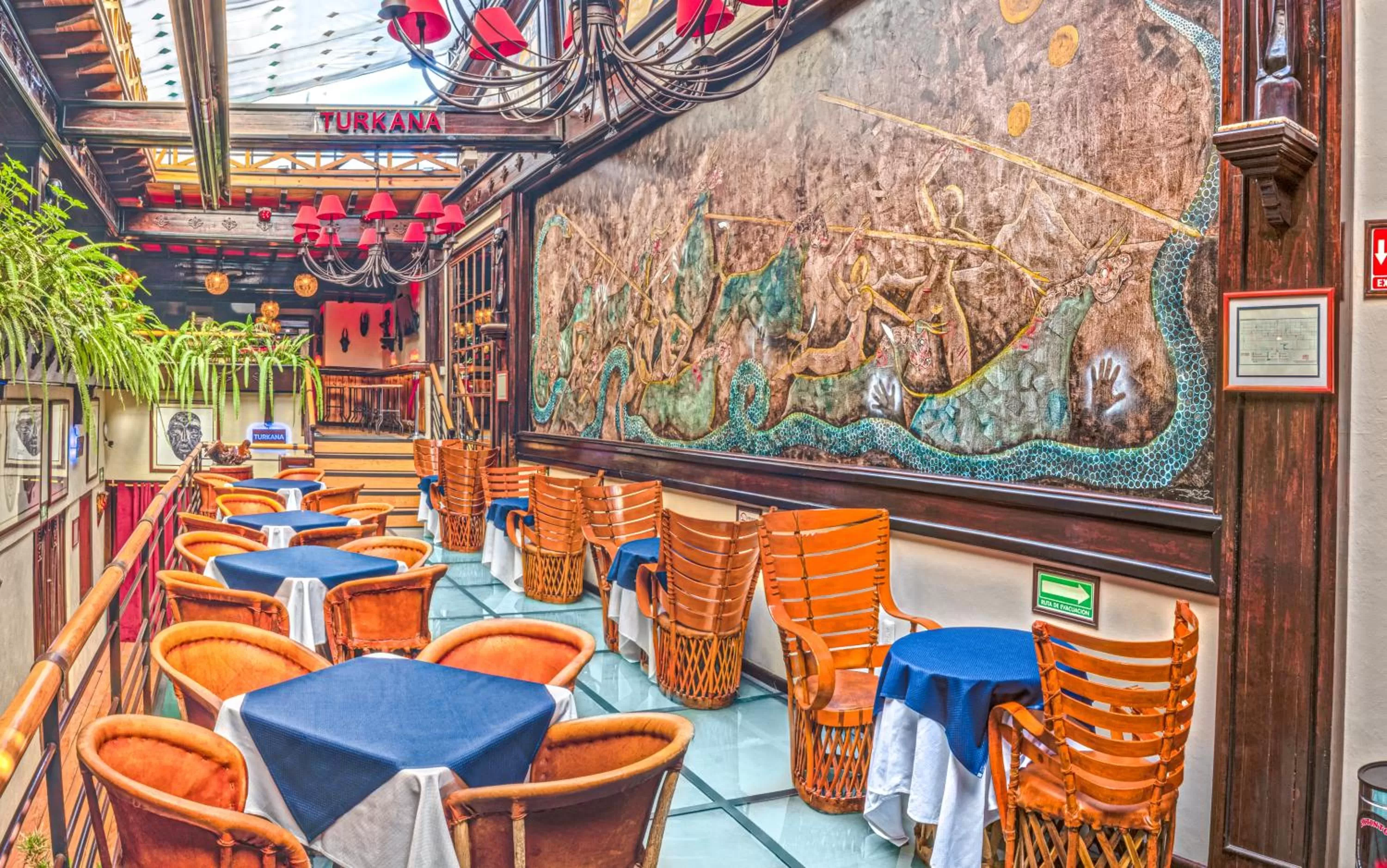 Lounge or bar in Hotel Parque México Suites at Condesa