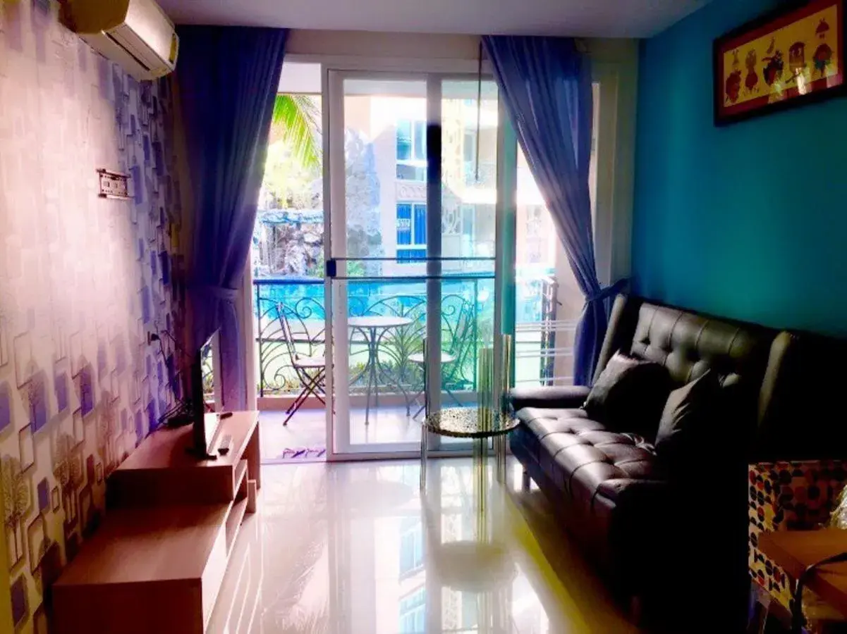 Seating Area in Atlantic Condo Resort Pattaya by Panisara