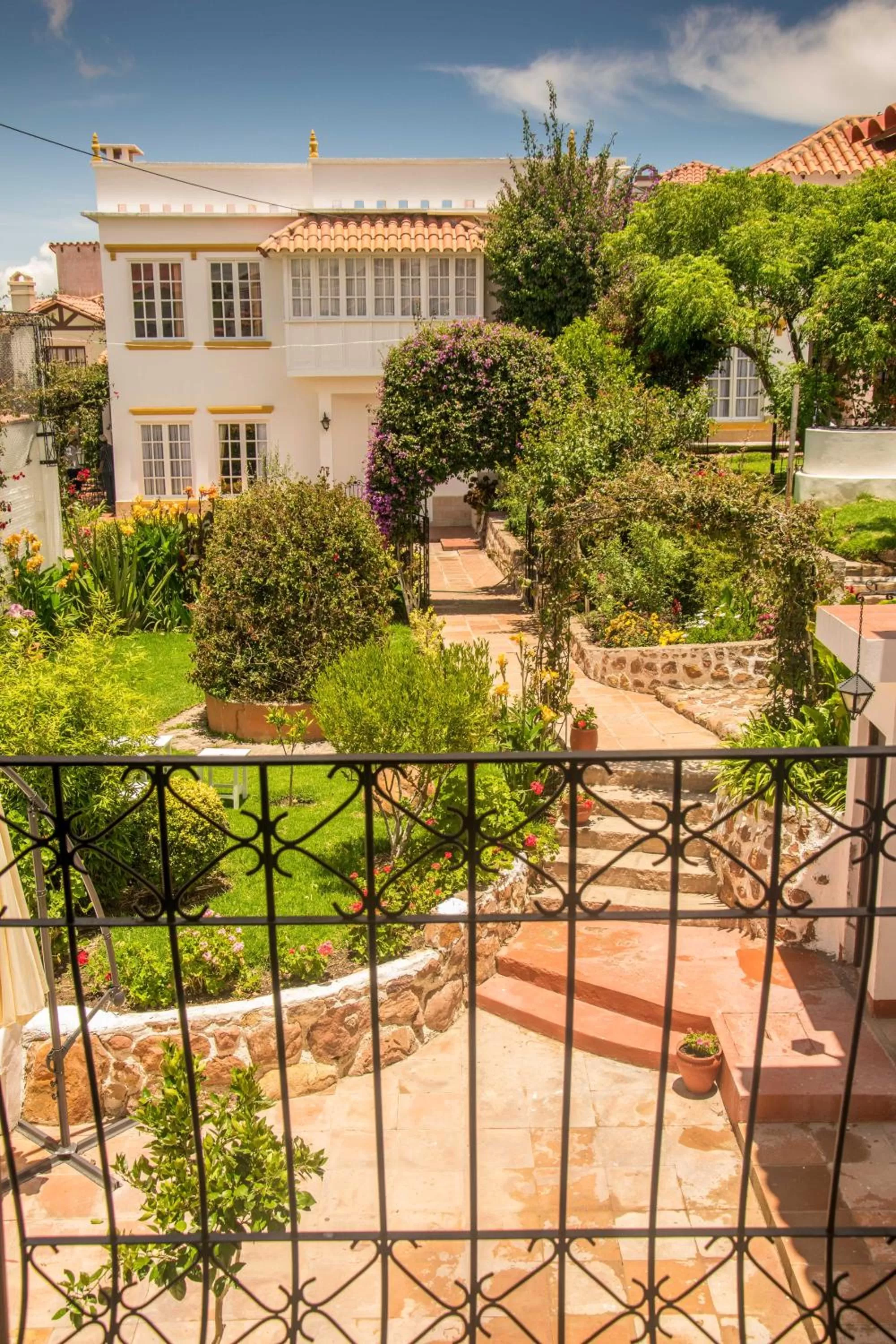 Balcony/Terrace in El Jardin De Su Merced B&B