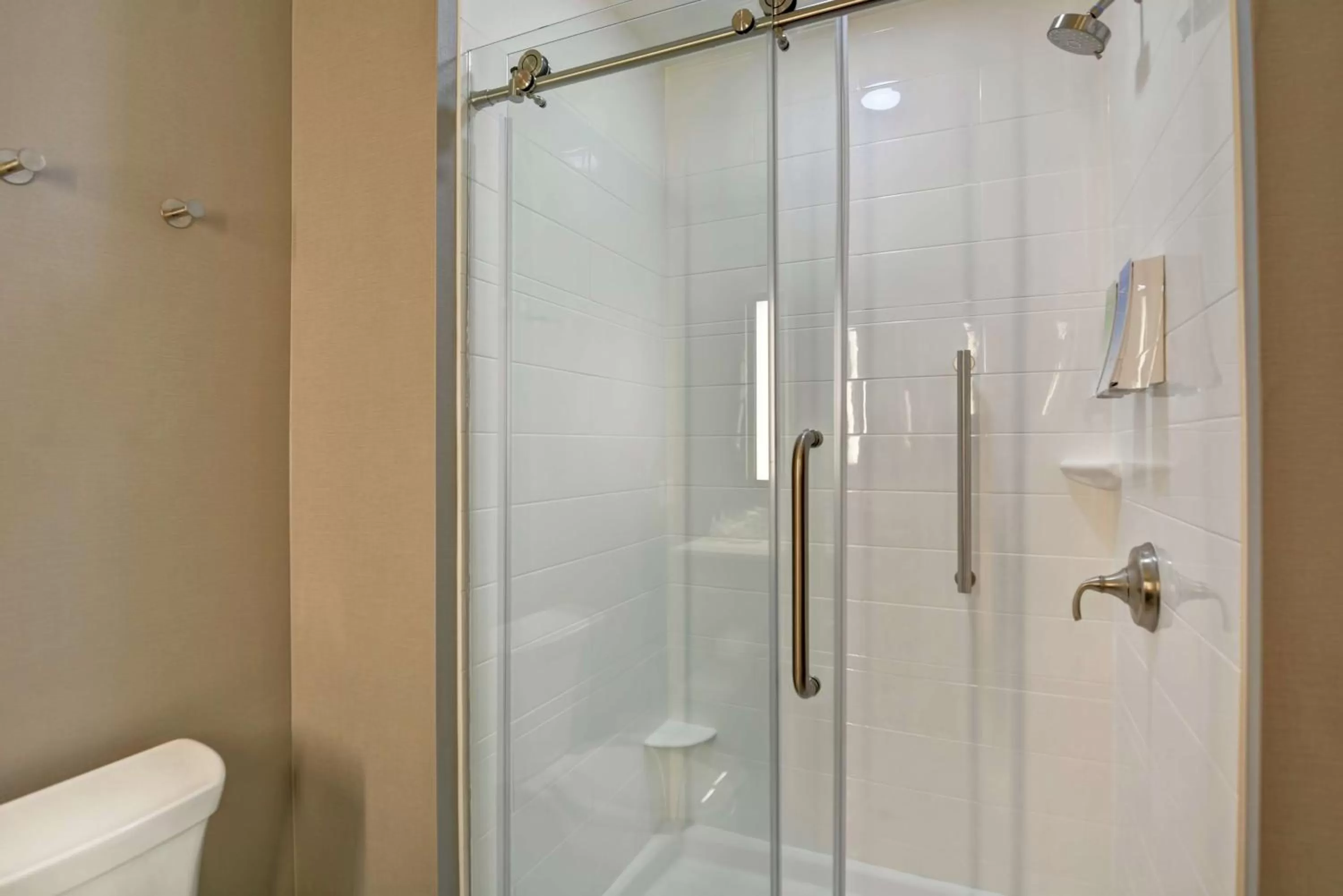 Bathroom in Home2 Suites By Hilton Bedford Dfw West