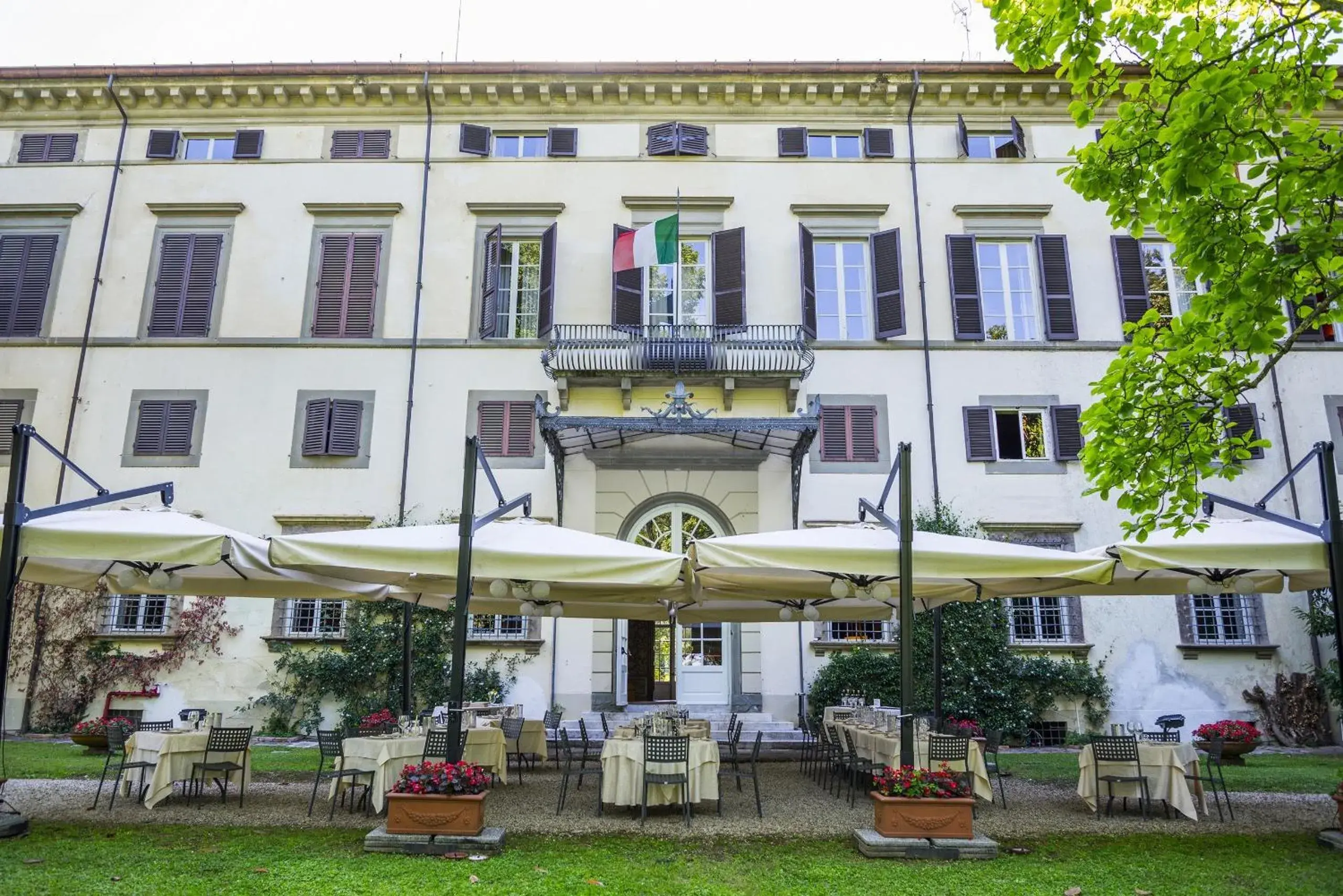 Restaurant/places to eat, Property Building in Hotel Villa La Principessa