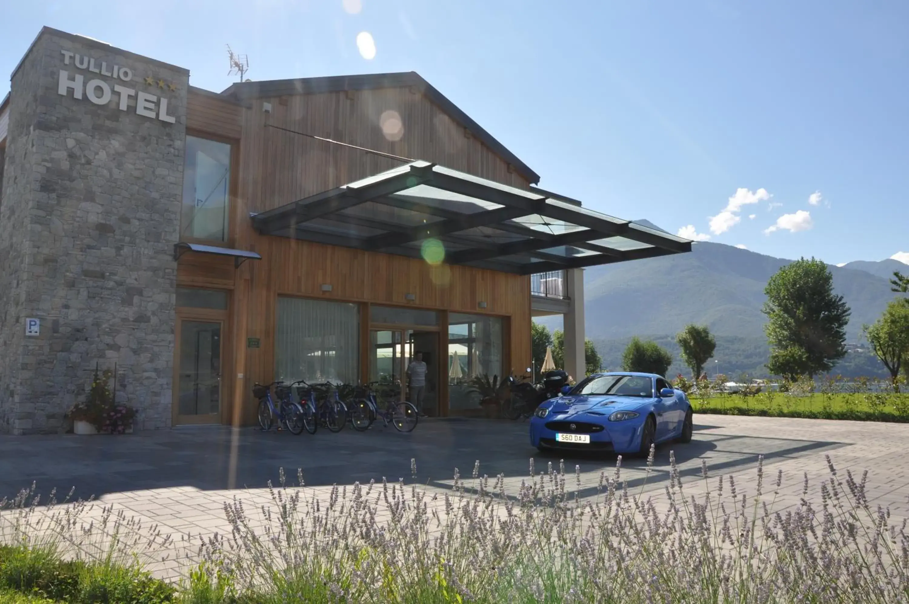 Facade/entrance, Property Building in Tullio Hotel