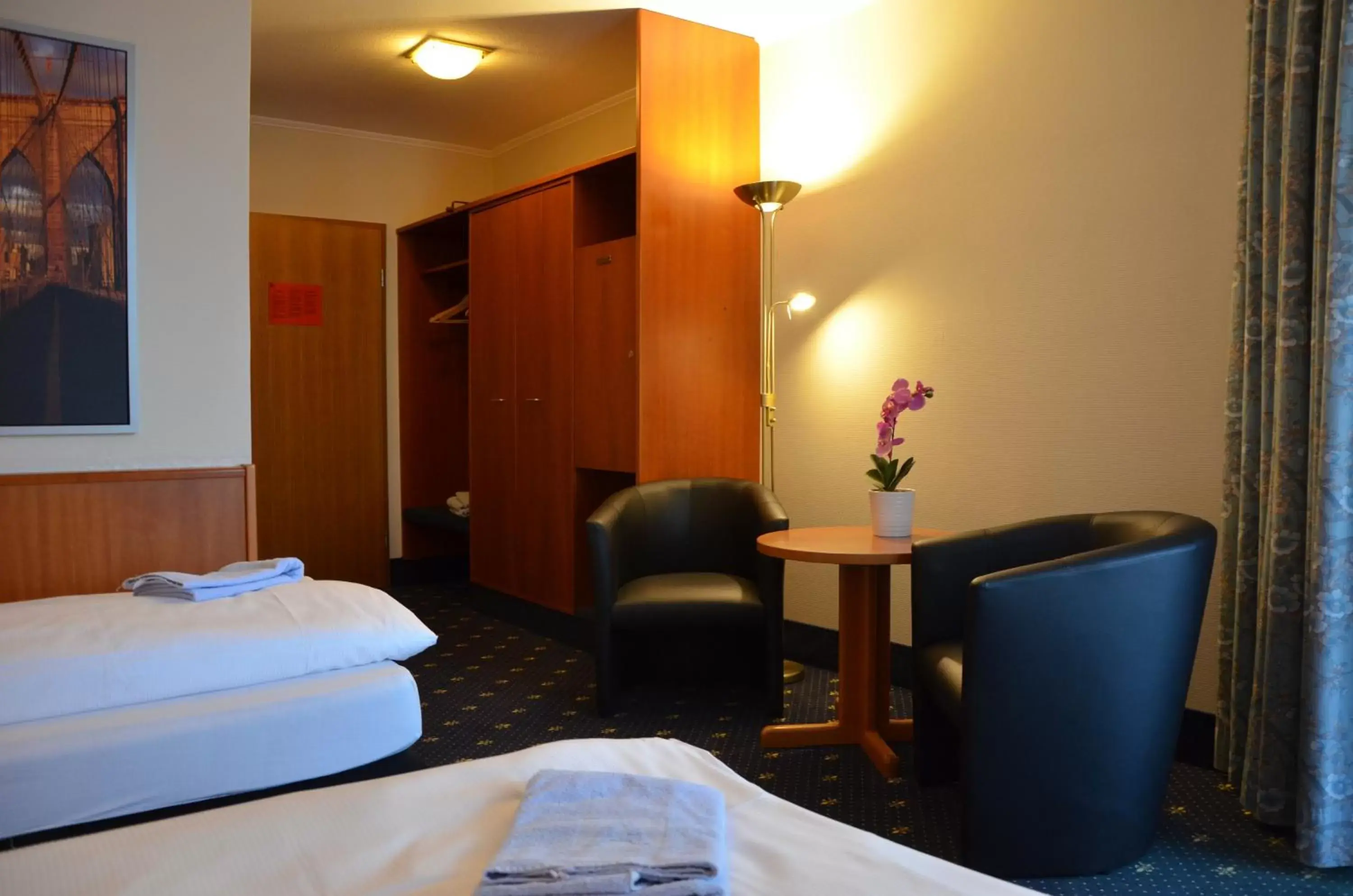 Twin Room in Karaman Group Hotel Twin Room in Karaman Group Hotel