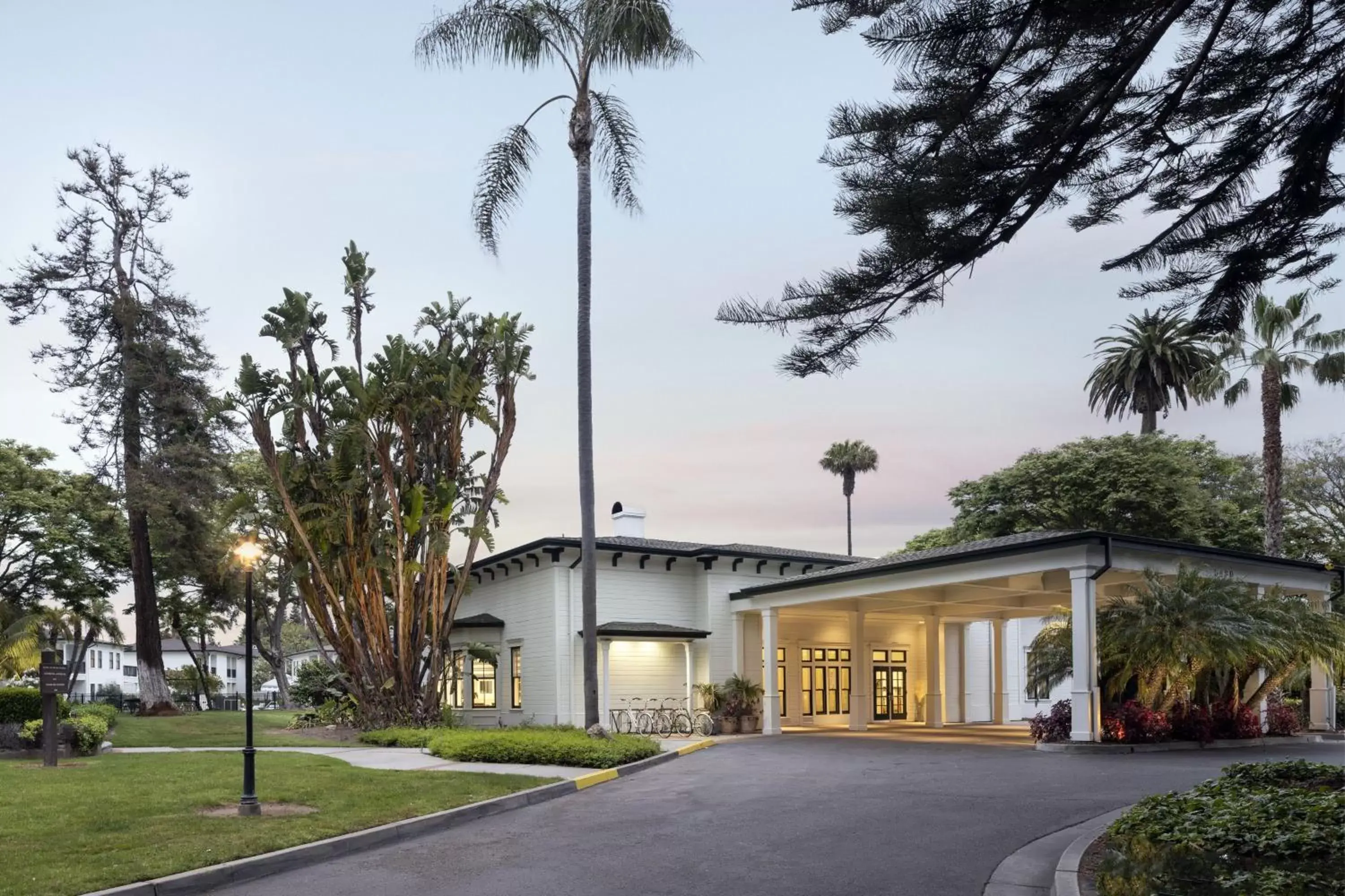 Property Building in The Steward, Santa Barbara, a Tribute Portfolio Hotel