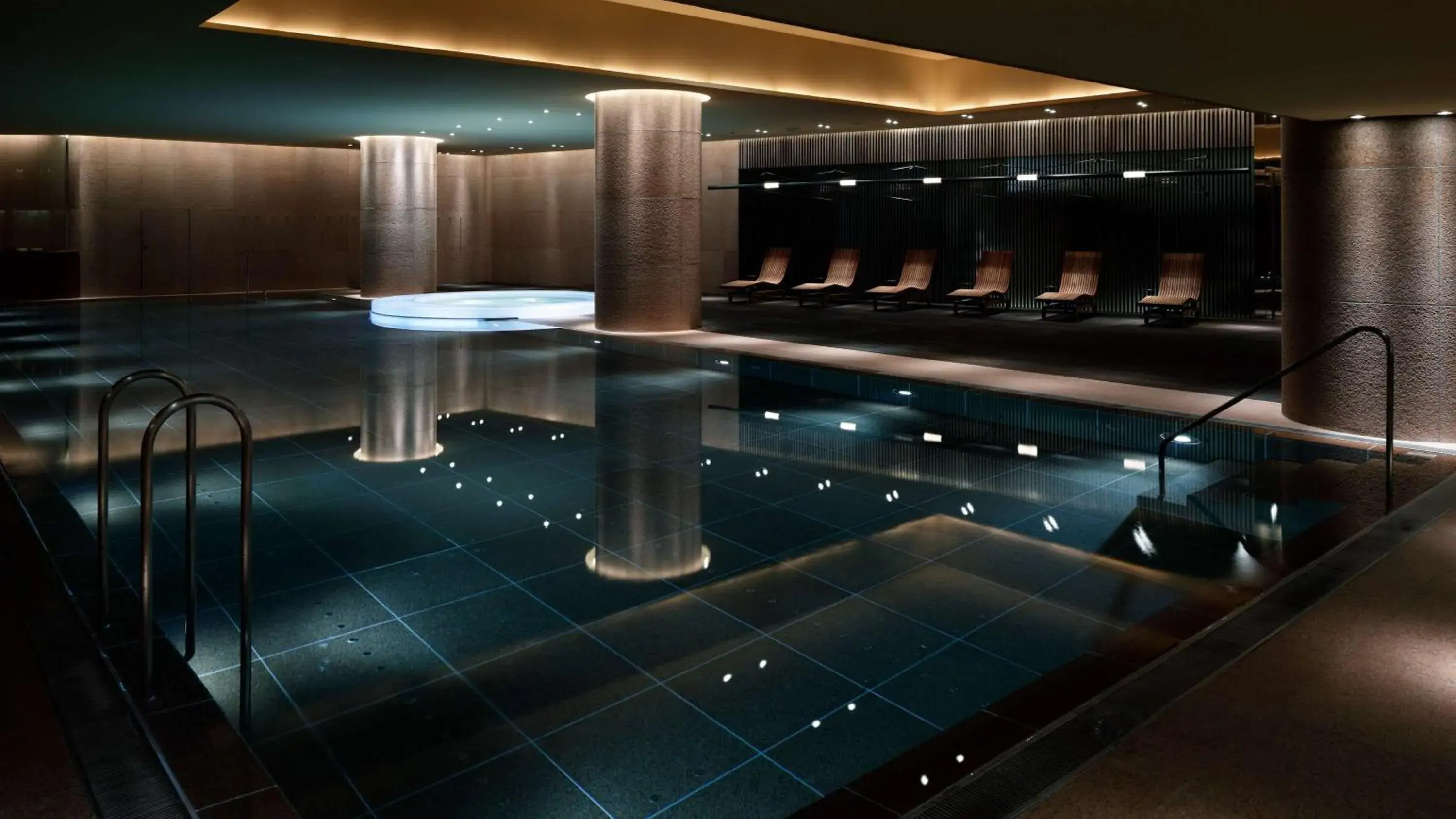 Spa and wellness centre/facilities, Swimming Pool in Grand Hyatt Tokyo