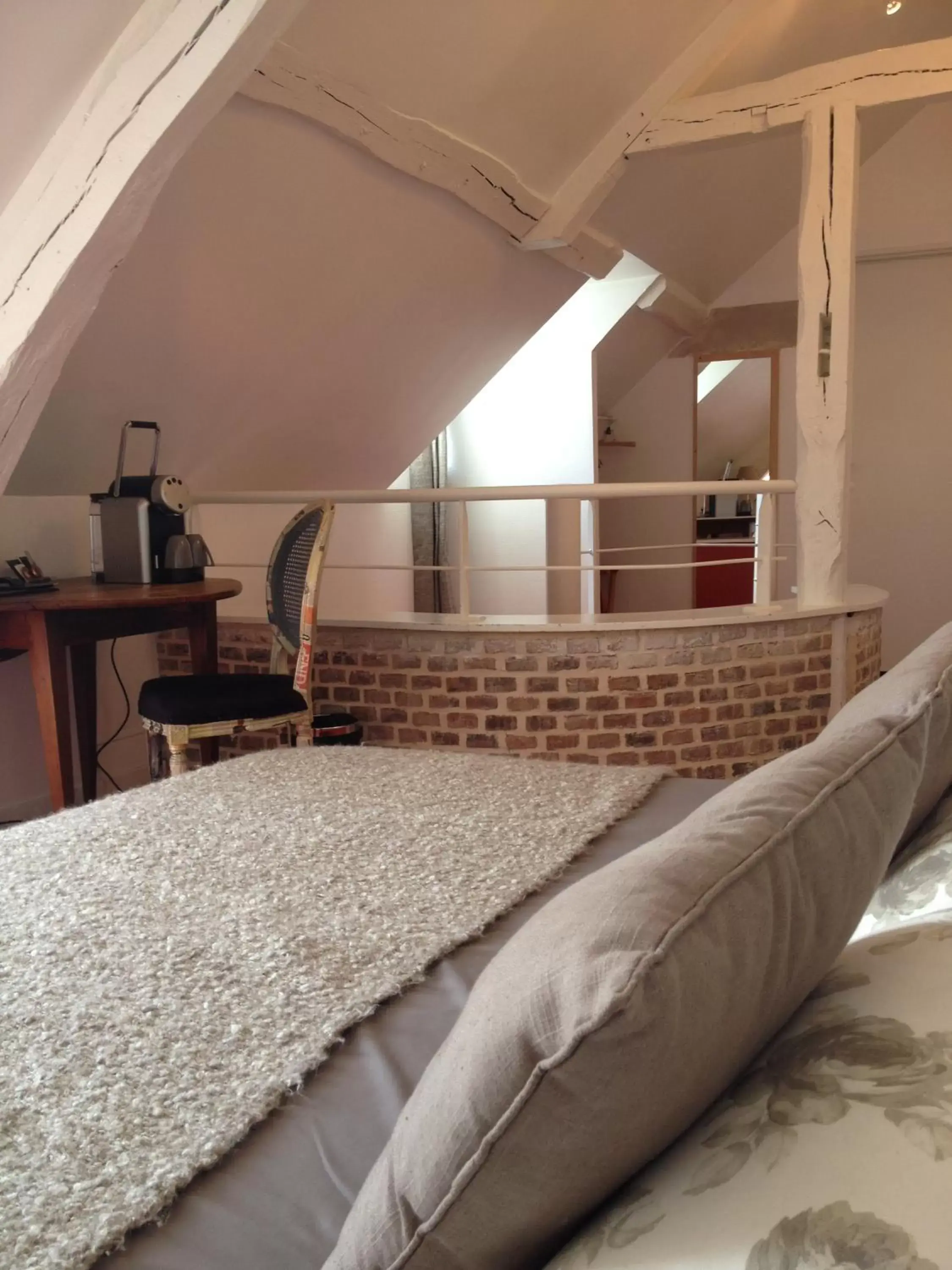 Bedroom, Bed in Hotel Le Prieuré et La Résidence