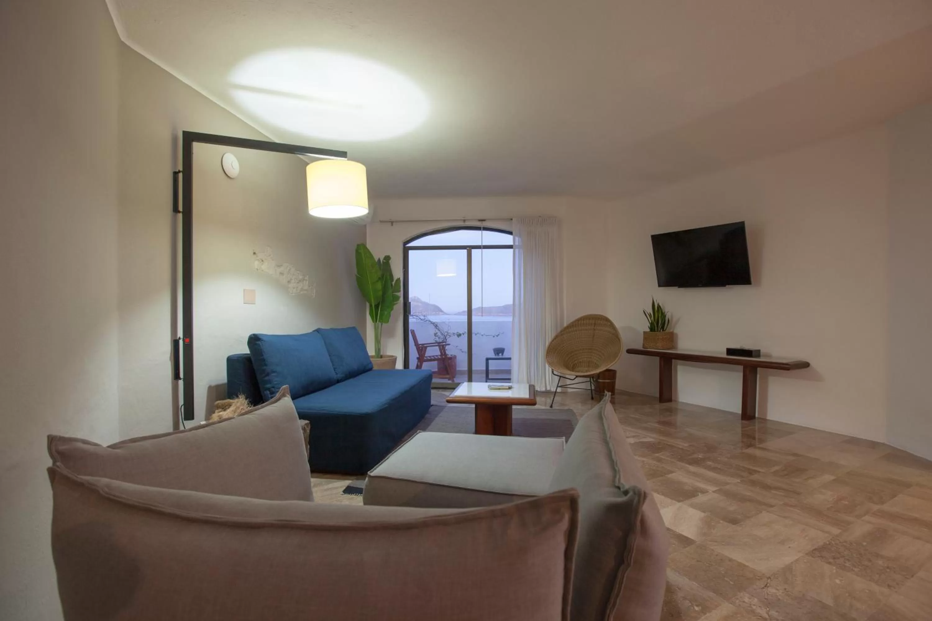 Communal lounge/ TV room in Gaviana Resort