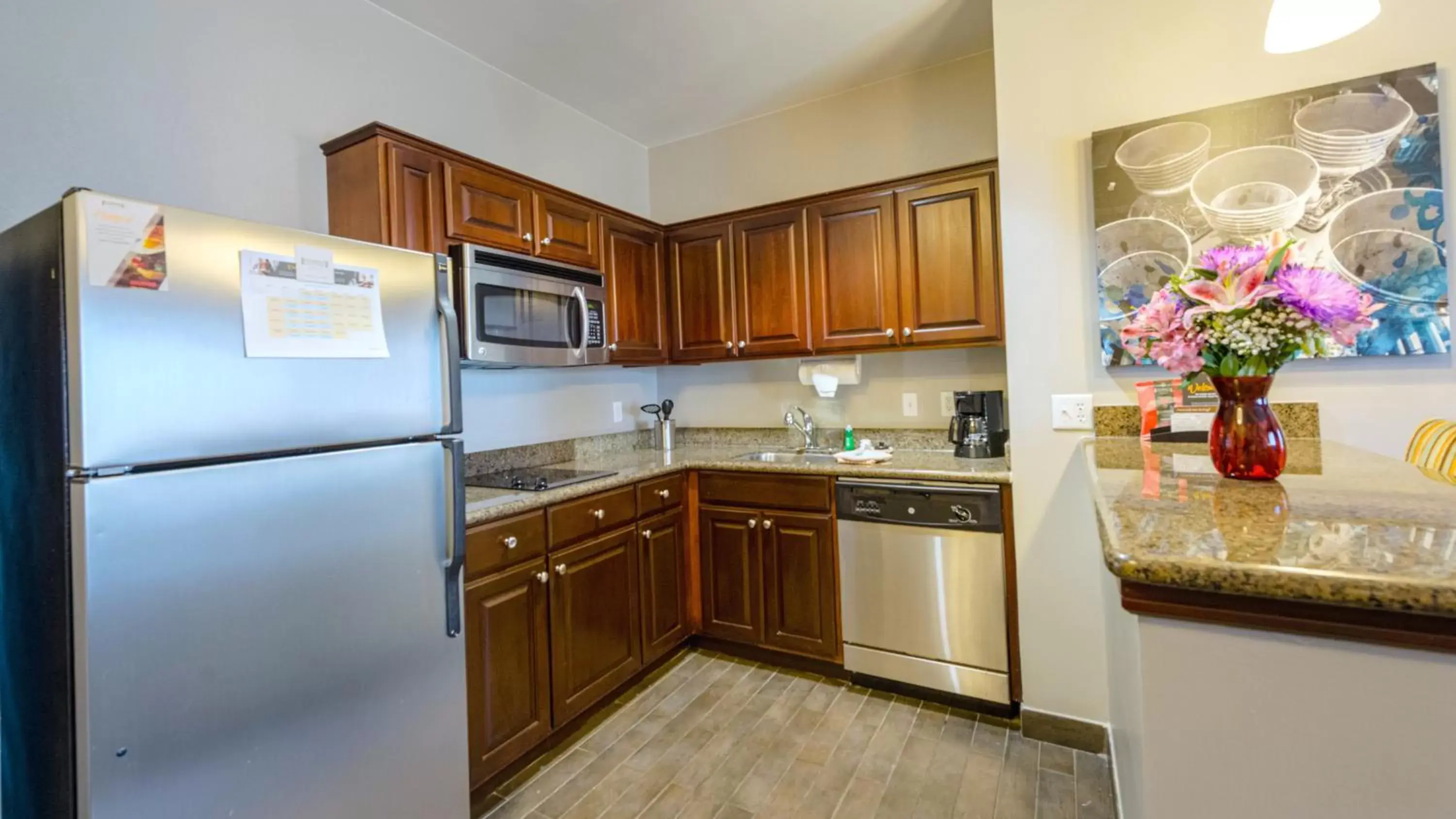 Kitchen or kitchenette, Kitchen/Kitchenette in Staybridge Suites Houston-NASA Clear Lake, an IHG Hotel