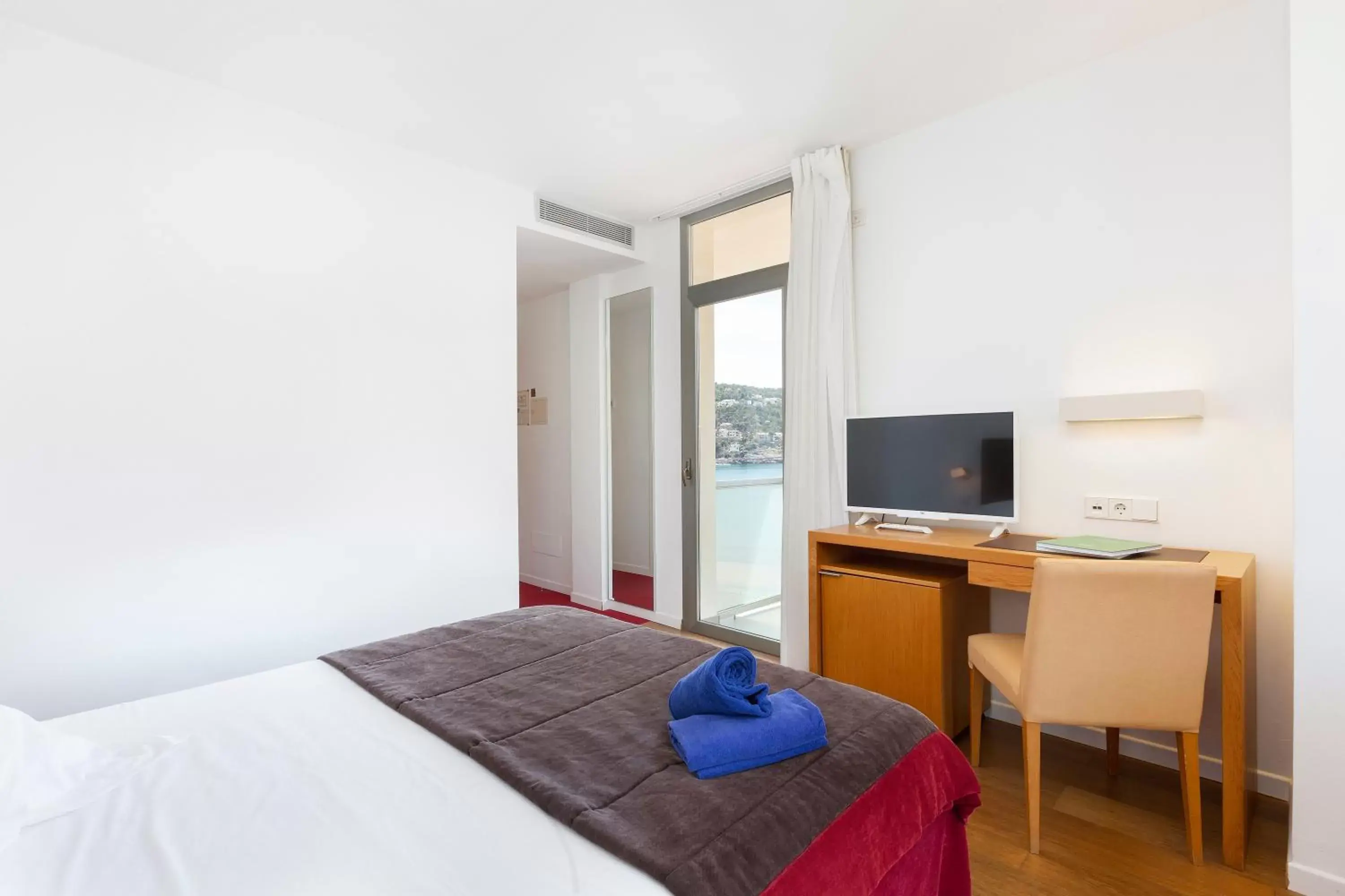 Standard Double Room with Spa Access - single occupancy in Aimia Hotel Standard Double Room with Spa Access - single occupancy in Aimia Hotel