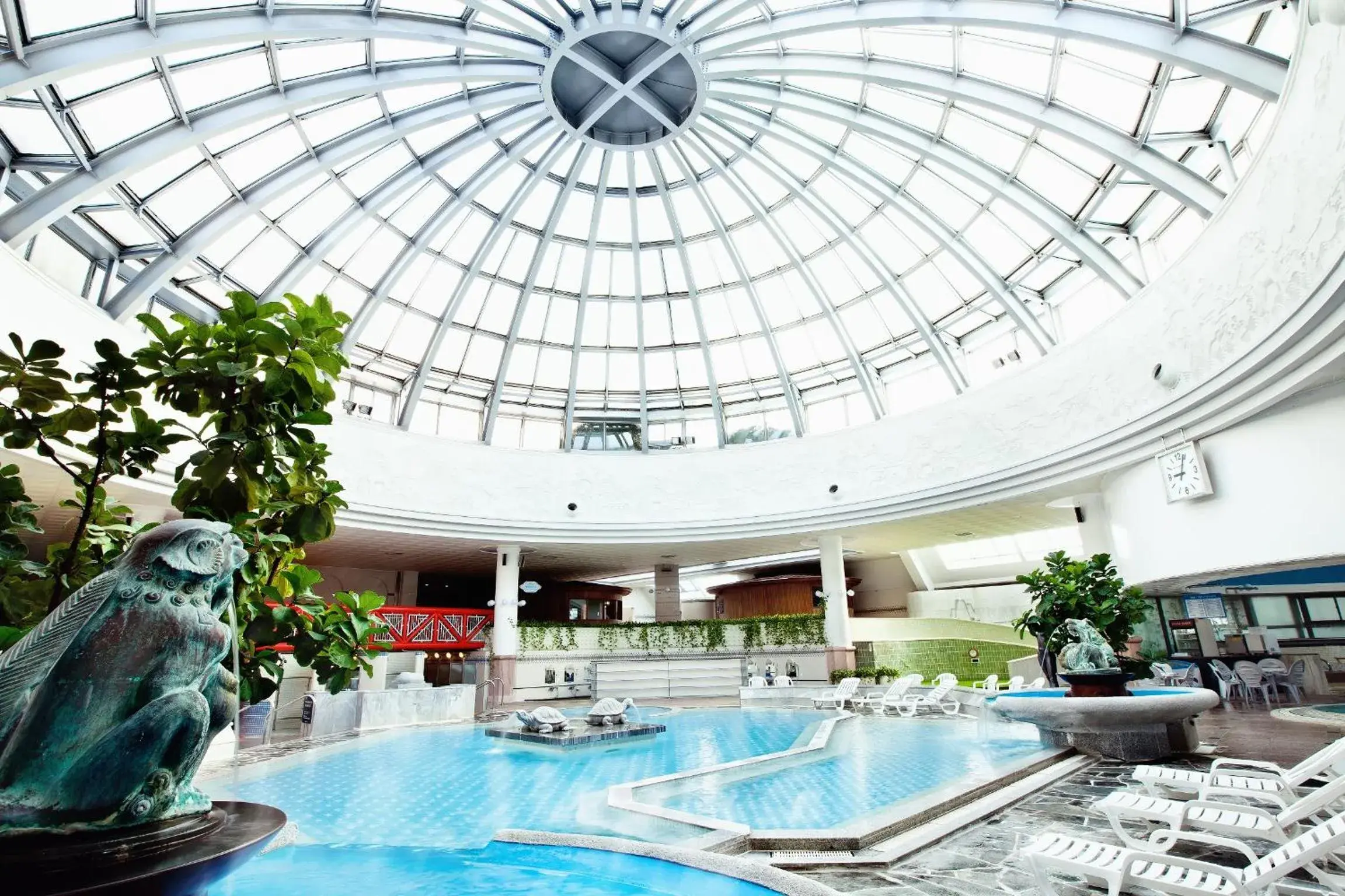 Swimming Pool in Nongshim Hotel