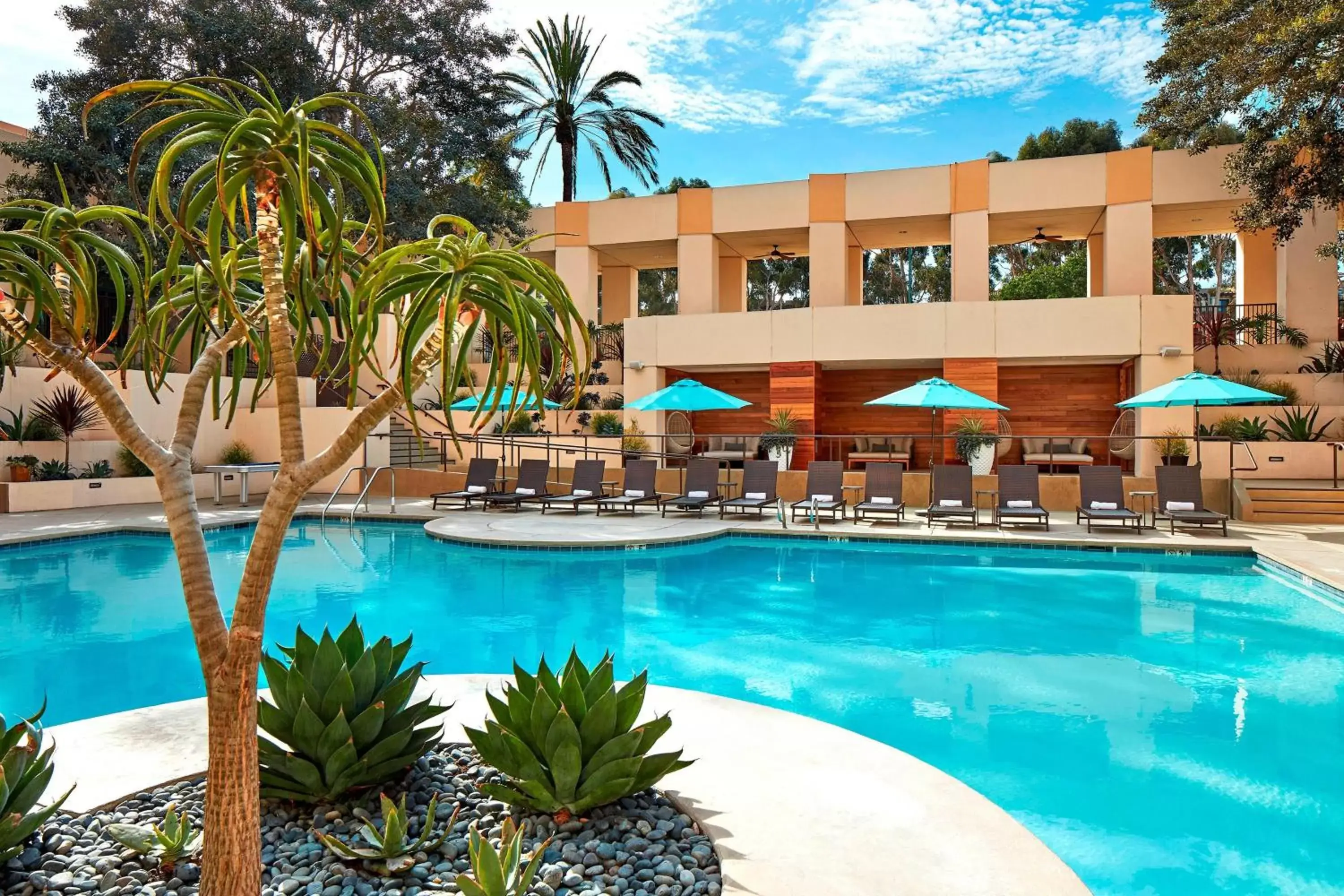 Swimming Pool in San Diego Marriott Mission Valley