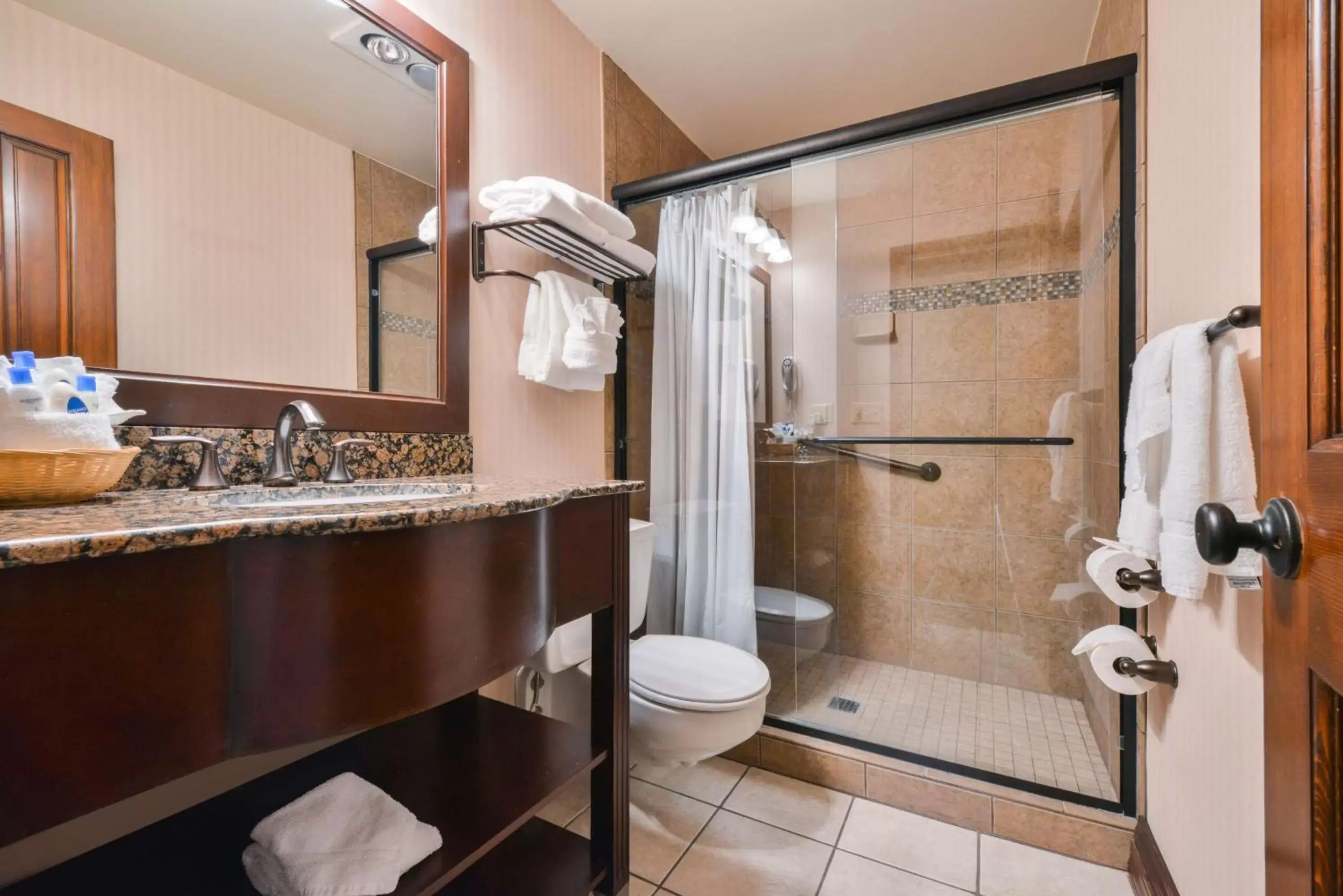 Bathroom in Best Western Edgewater Resort