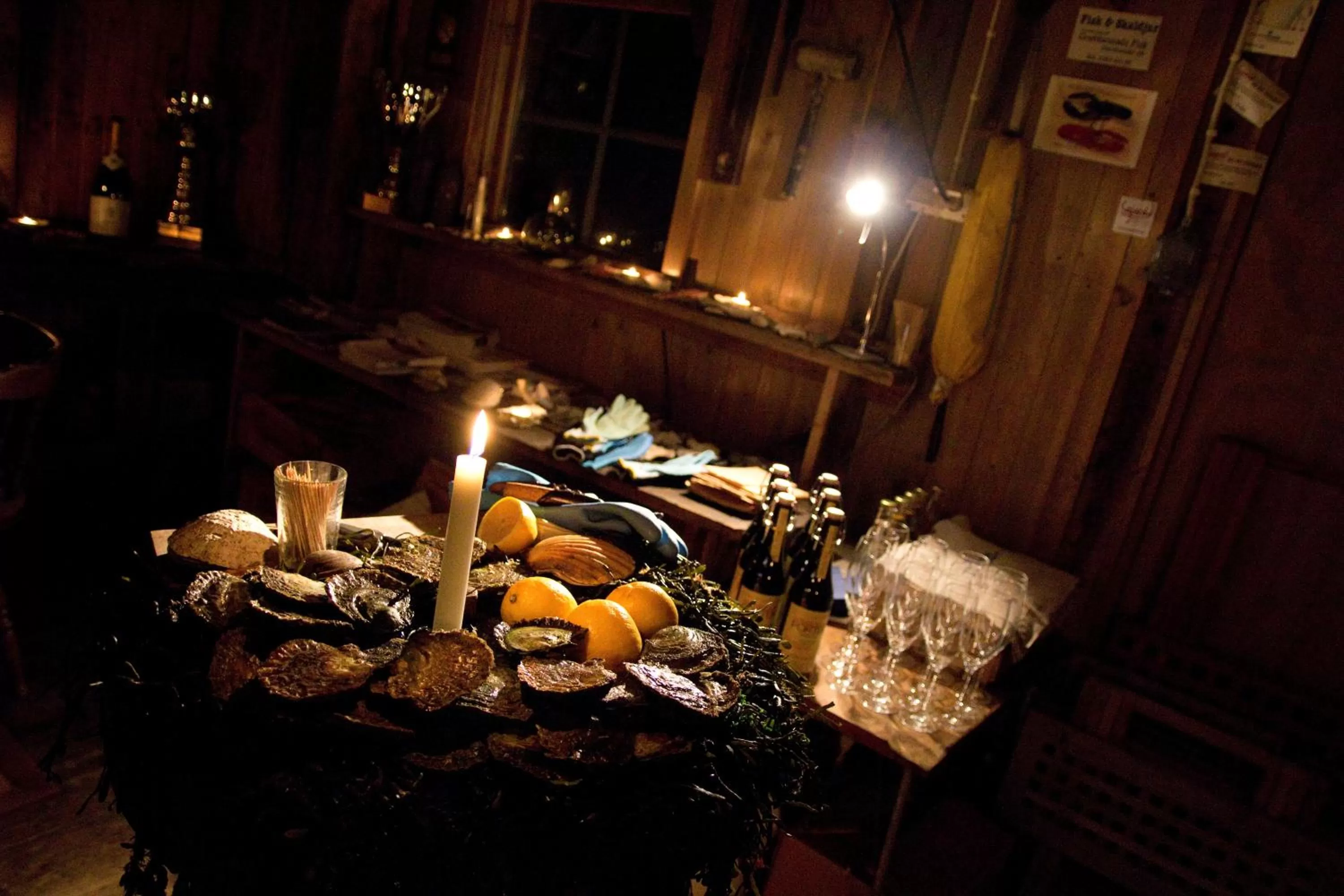 Food and drinks in Everts Sjöbods Bed & Breakfast