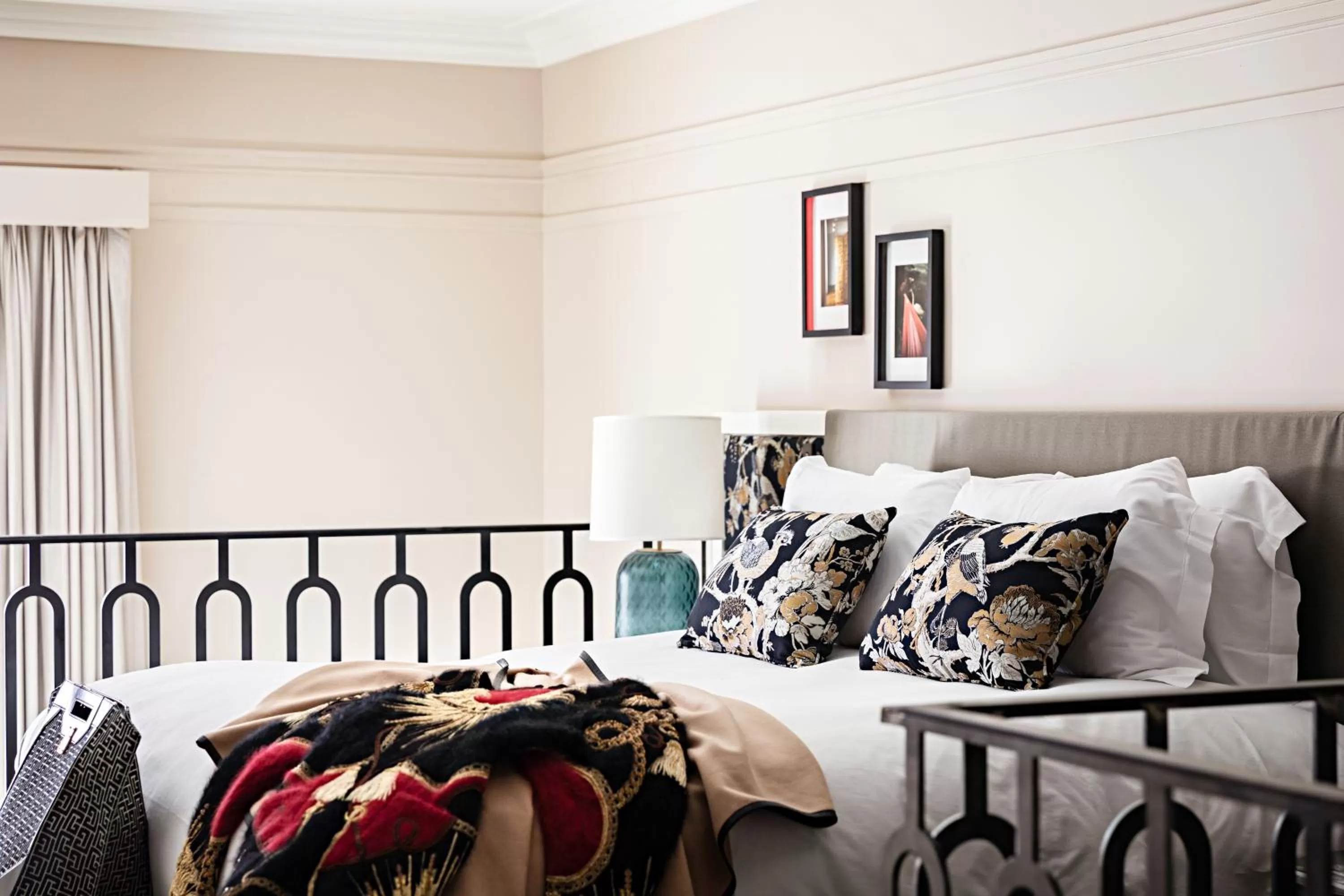 Bedroom, Bed in Sofitel Le Scribe Paris Opera