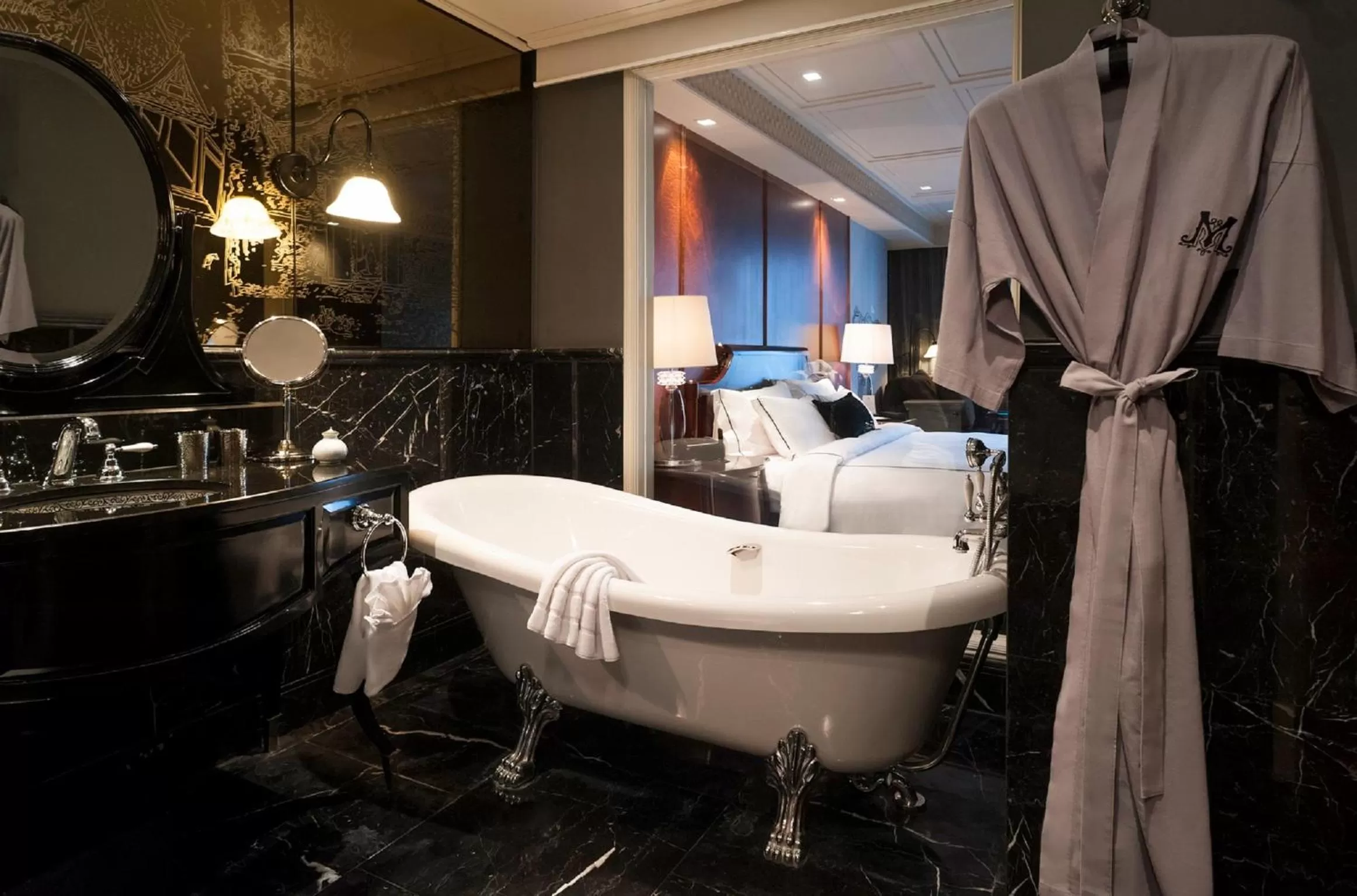 Bathroom in Hotel Muse Bangkok Langsuan - MGallery