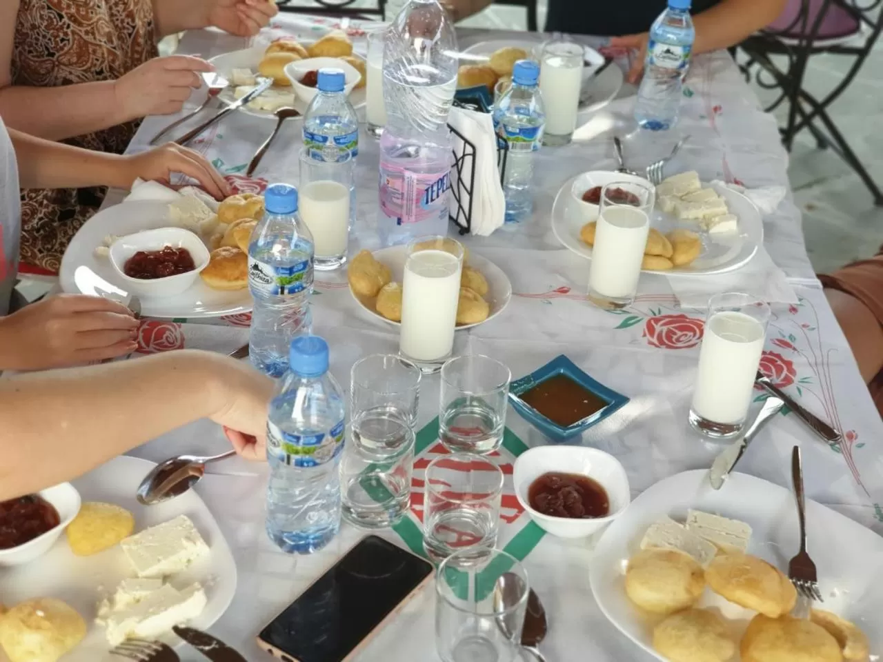 Basic Triple Room in Hotel Vila C plus plus