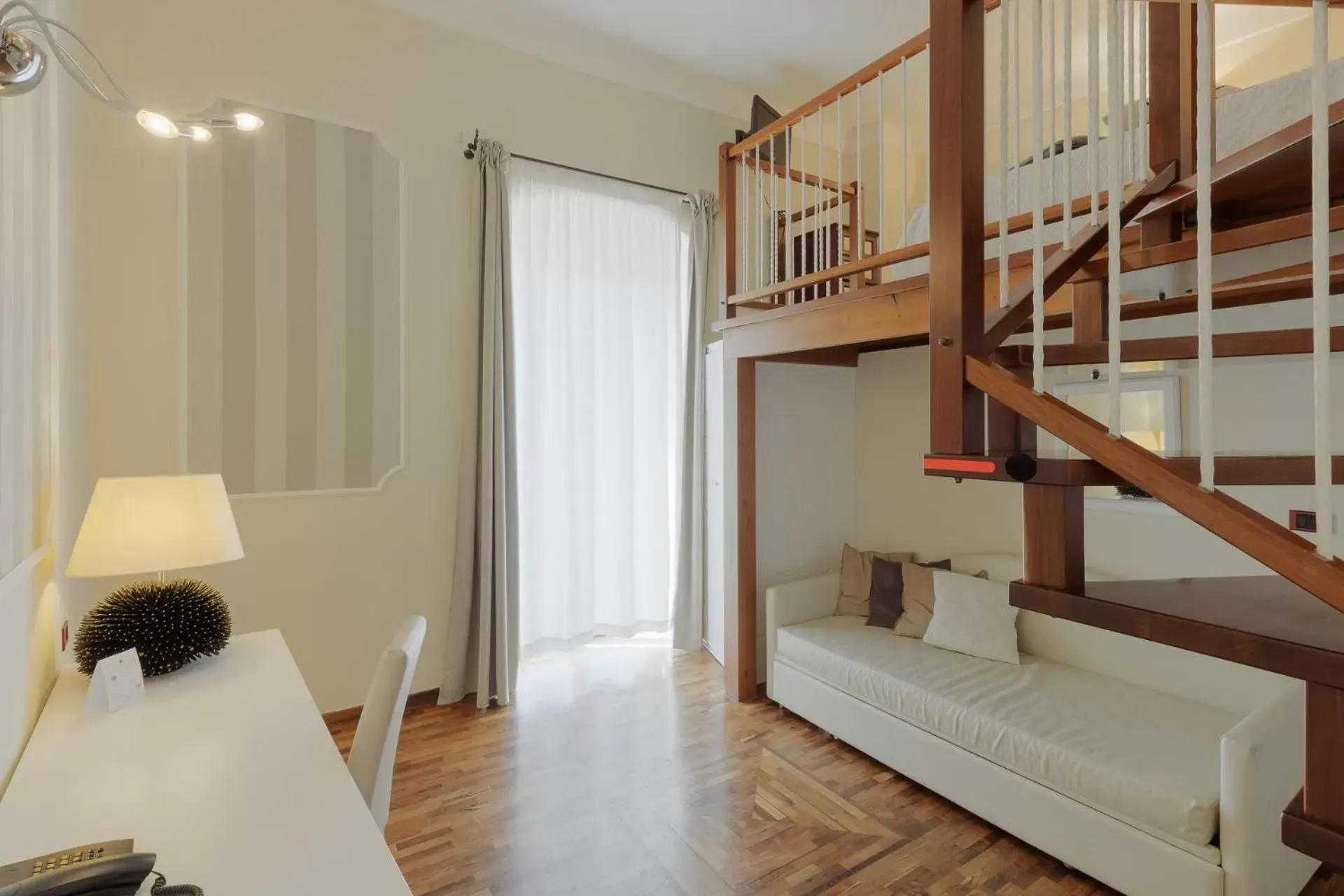 Superior Double or Twin Room in Palazzo Pischedda Superior Double or Twin Room in Palazzo Pischedda