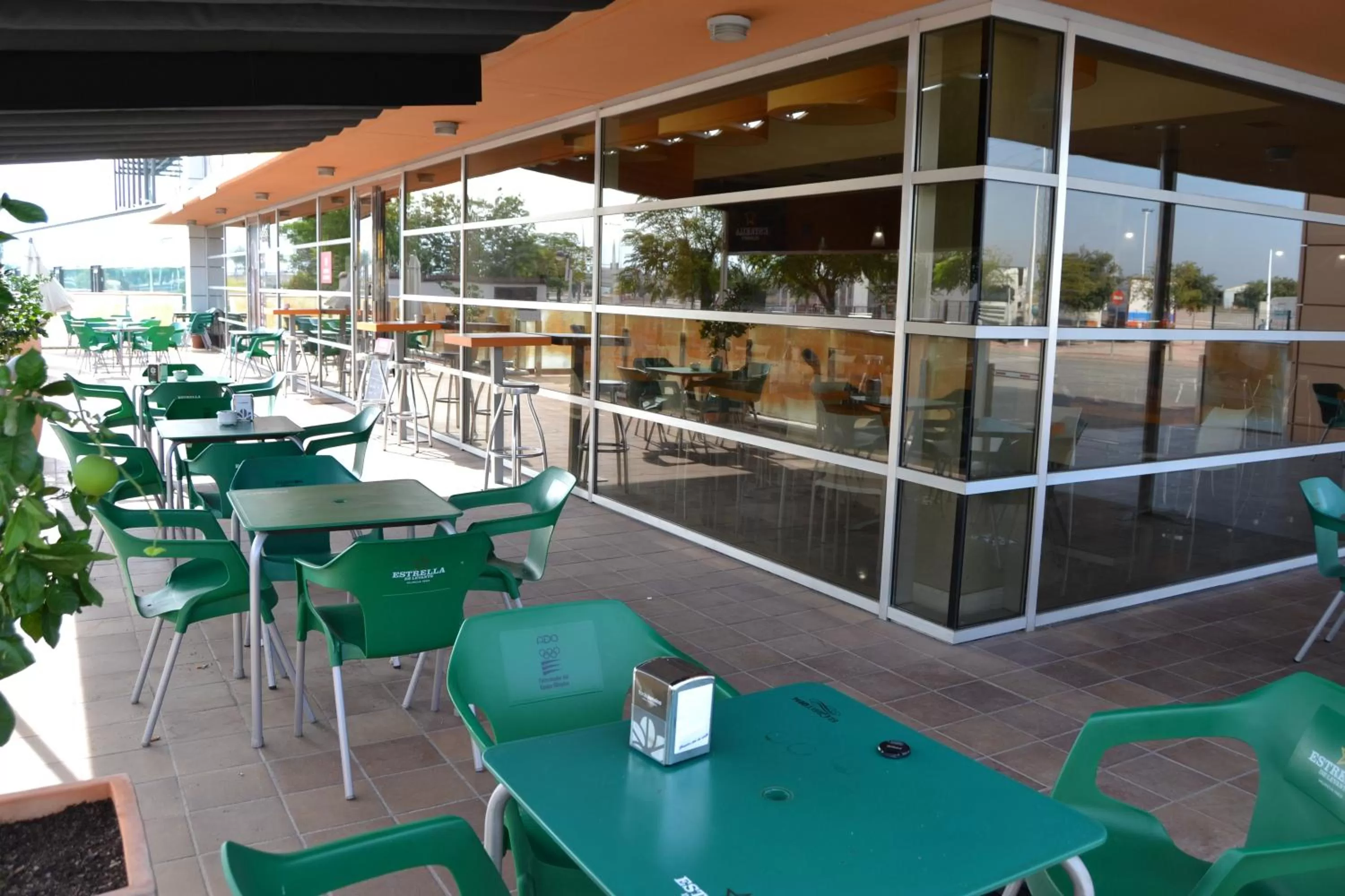 Restaurant/places to eat in Torrecobijo