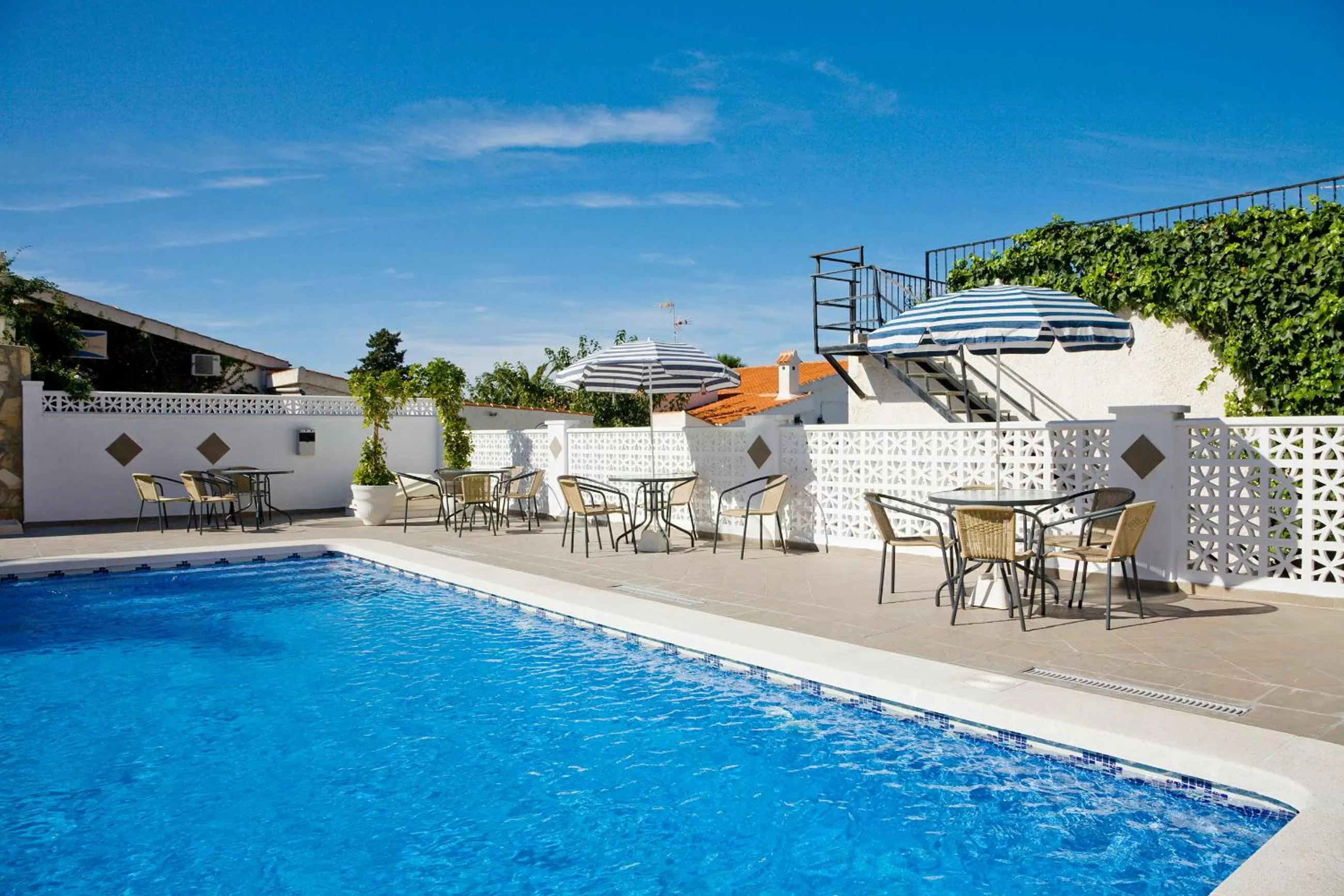 Swimming pool in Ona Aldea del Mar