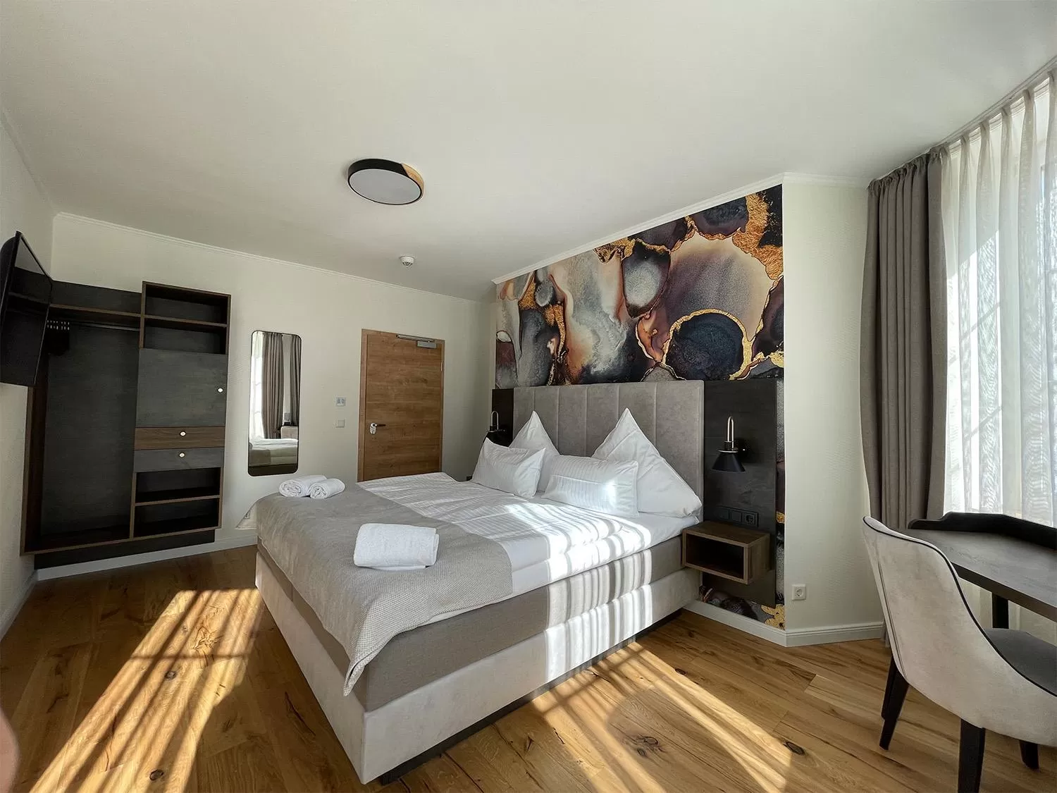 Photo of the whole room, Bed in Schlosshotel Brilon-Wald