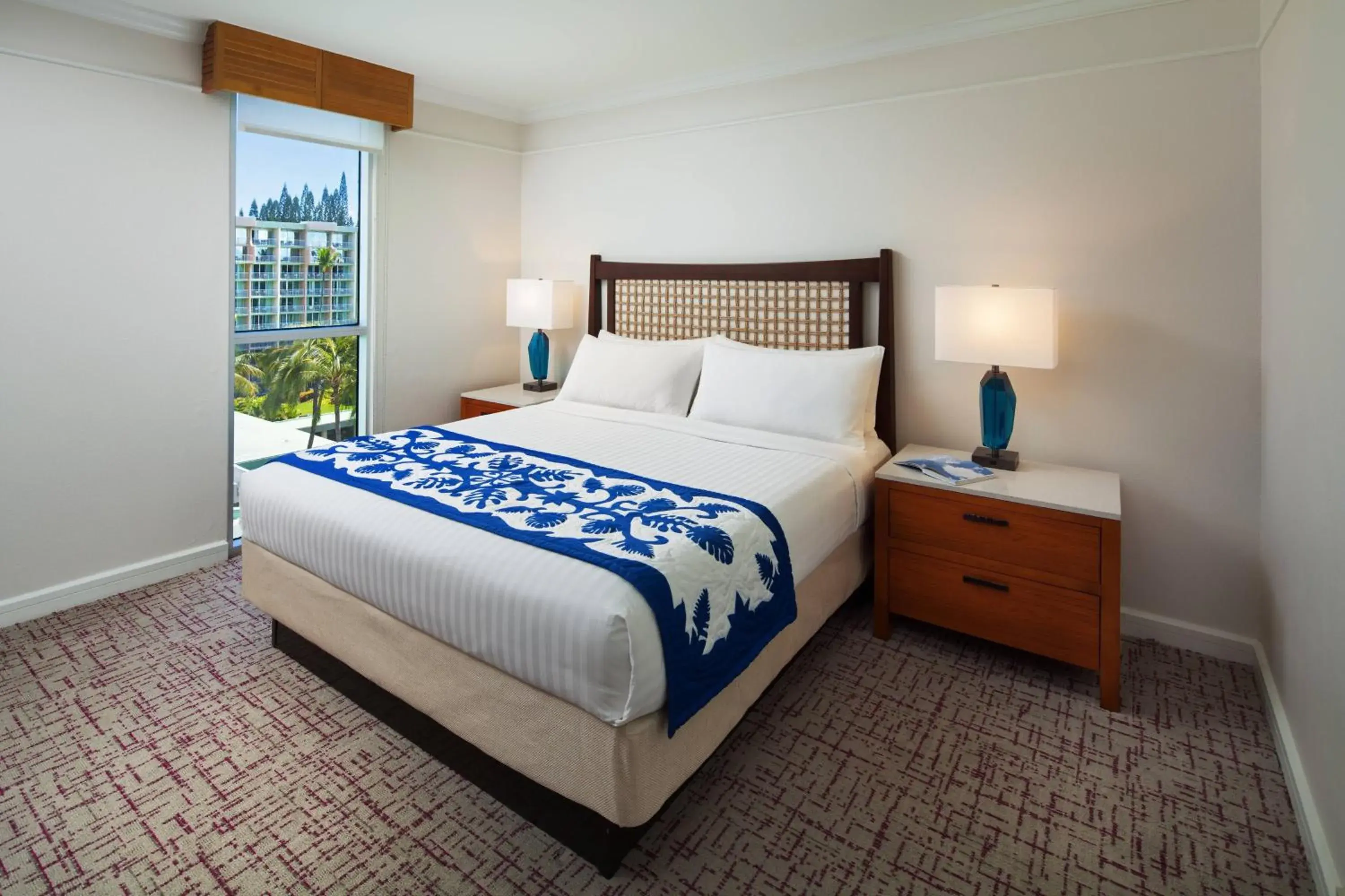 Bedroom, Bed in Marriott's Kaua'I Beach Club
