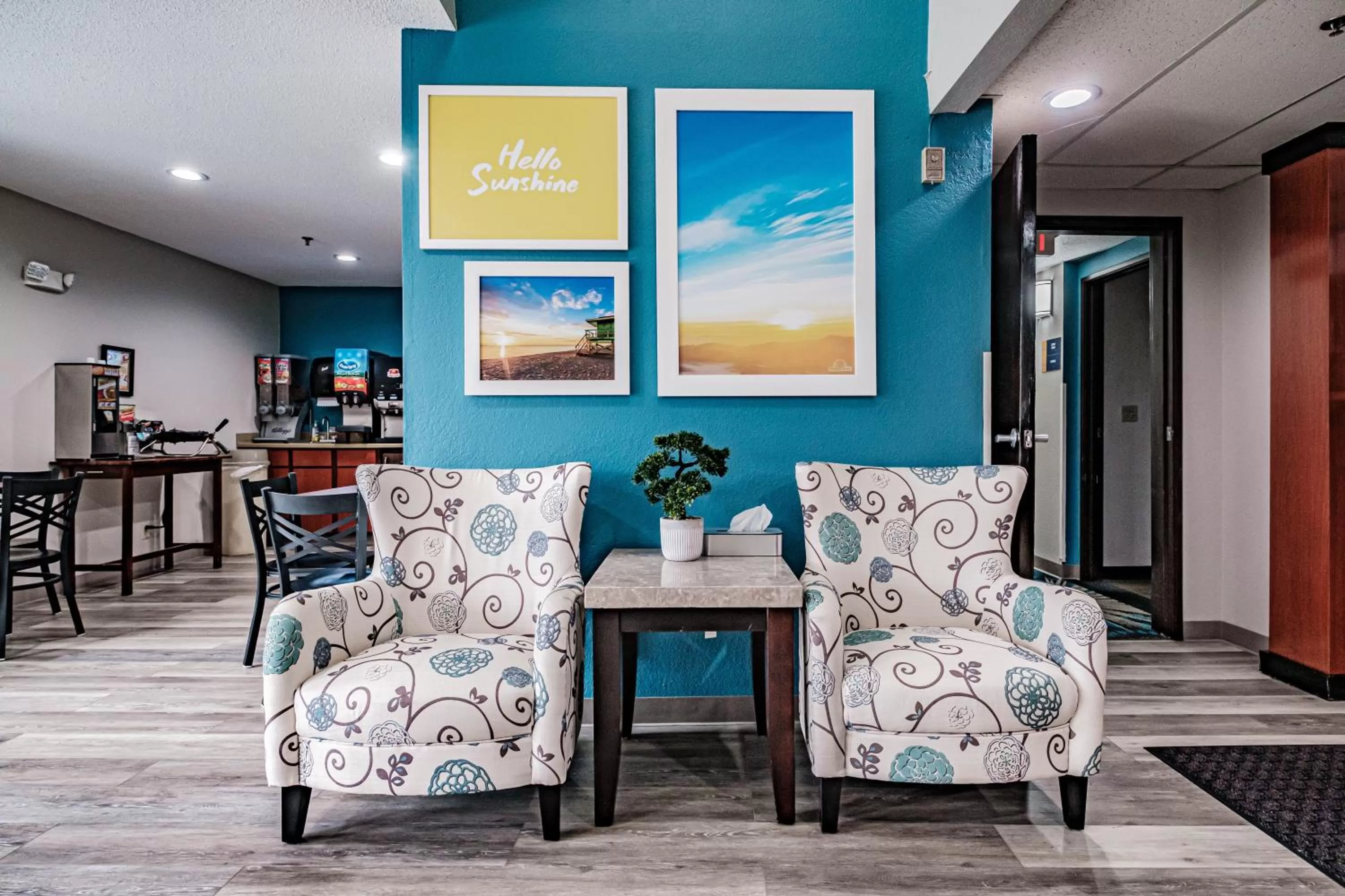 Lobby or reception in Days Inn by Wyndham Brunswick Bath Area