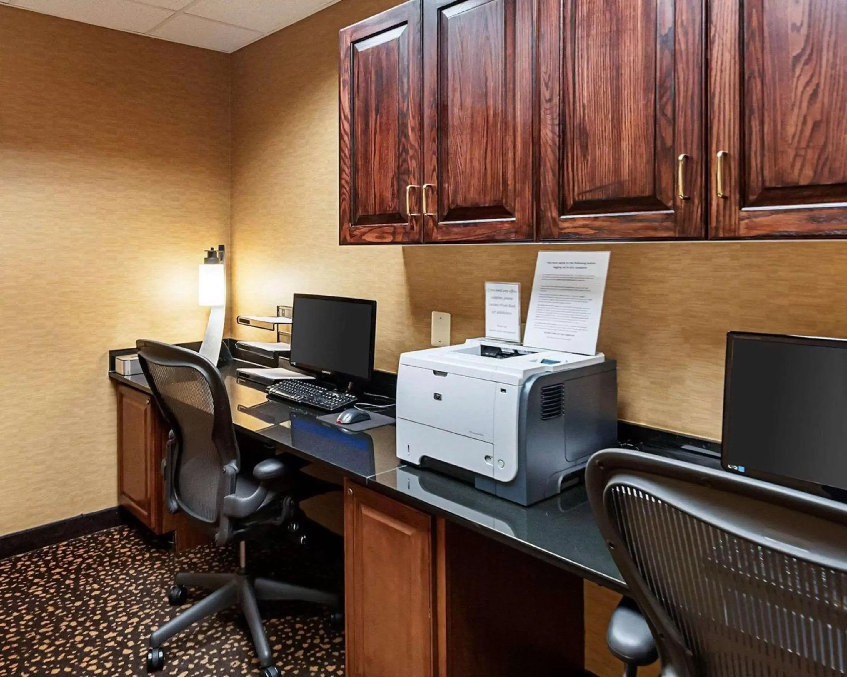 On site, Business Area/Conference Room in Comfort Suites Dulles Airport