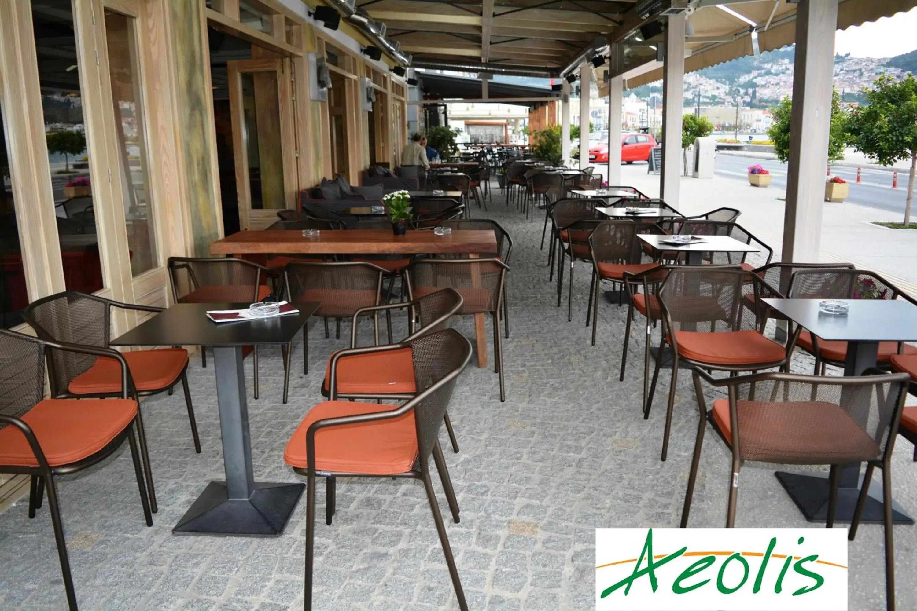 Lounge or bar, Restaurant/Places to Eat in Aeolis Hotel