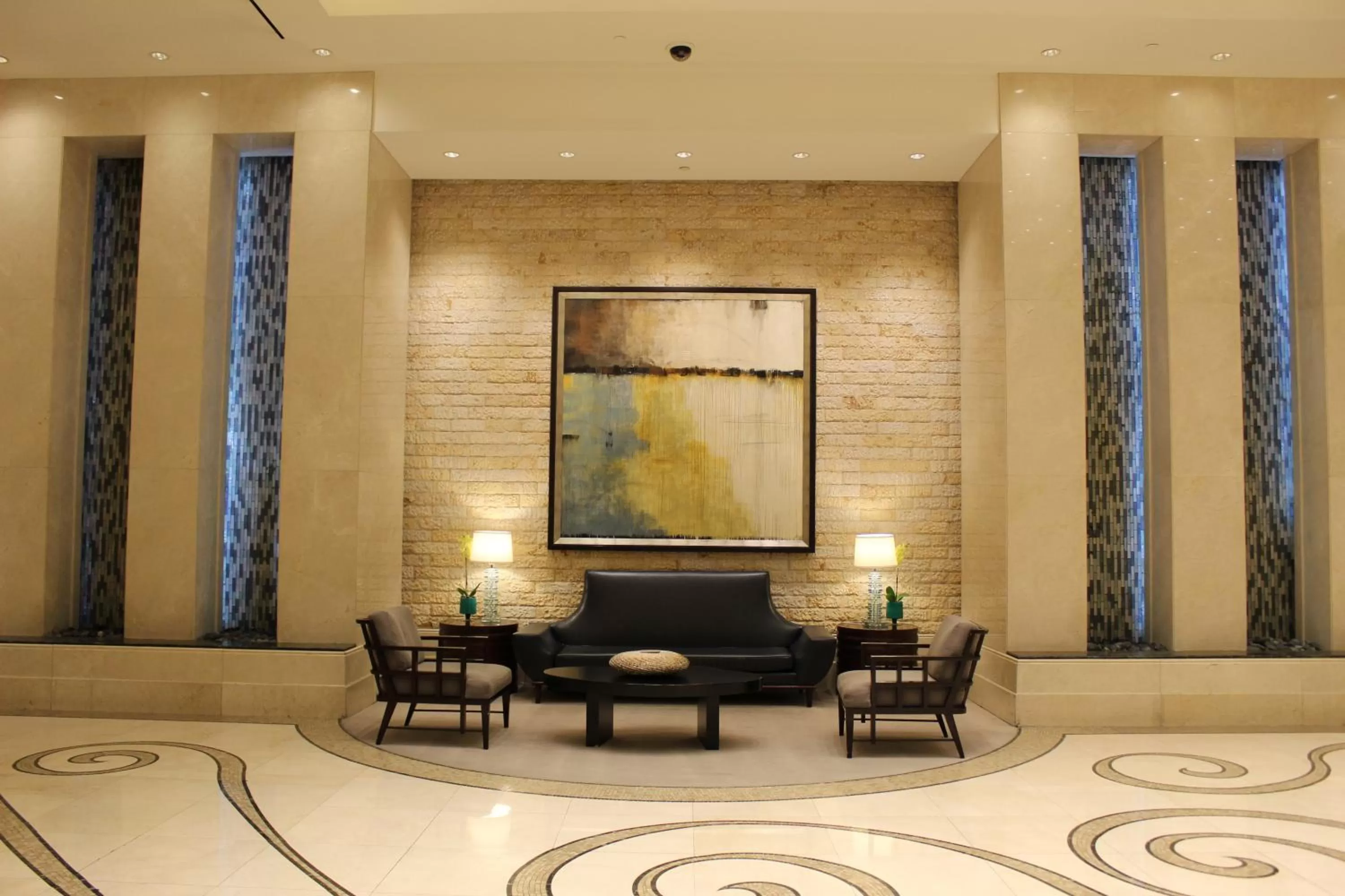 Lobby or reception in Luxury Suites International at The Signature