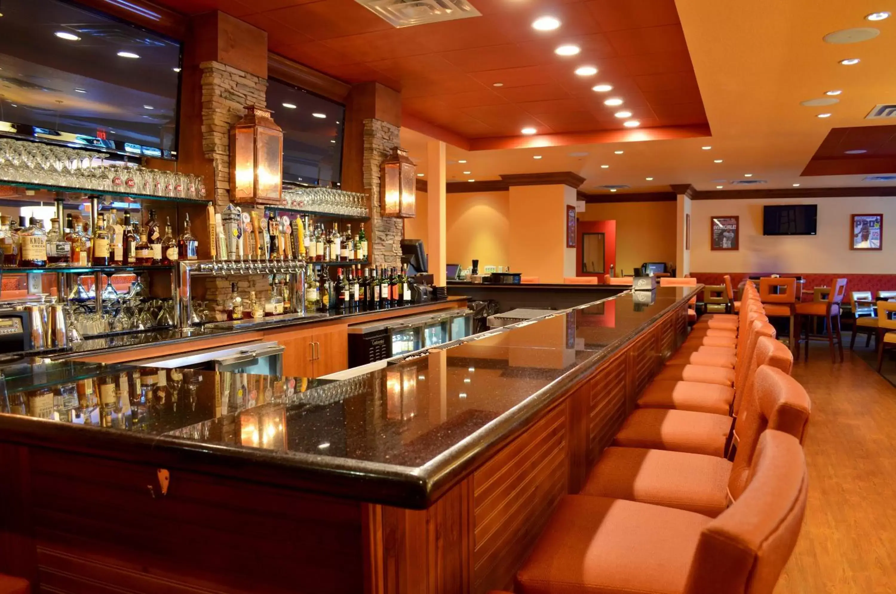 Lounge or bar, Lounge/Bar in Holiday Inn Houston West - Westway Park, an IHG Hotel