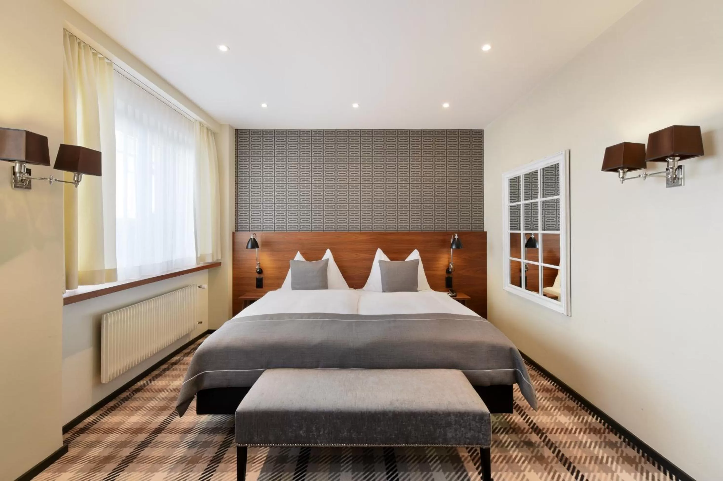 Photo of the whole room, Bed in Hotel City Zürich Design & Lifestyle