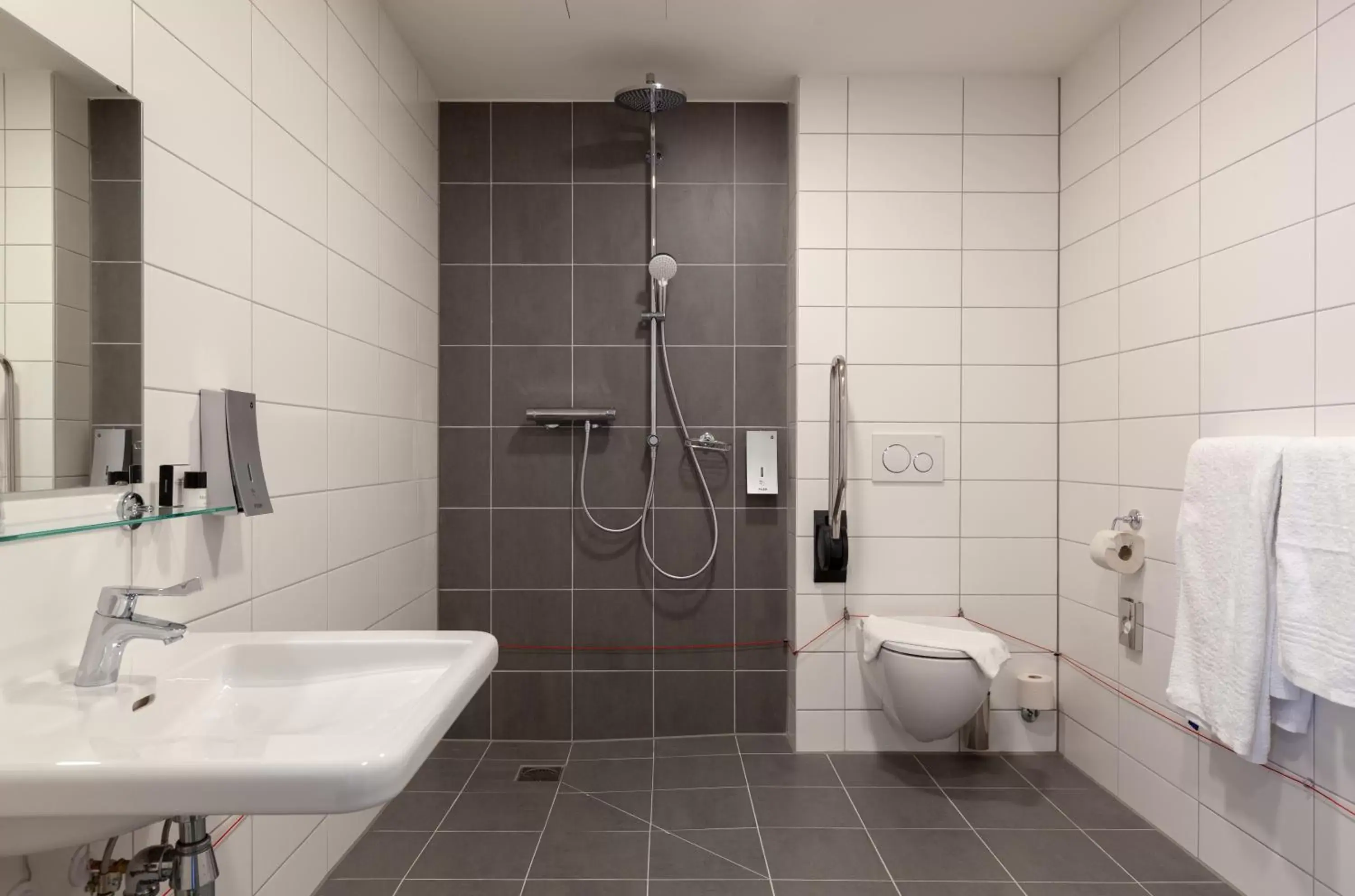 Shower, Bathroom in Best Western Plus Hotel Amstelveen