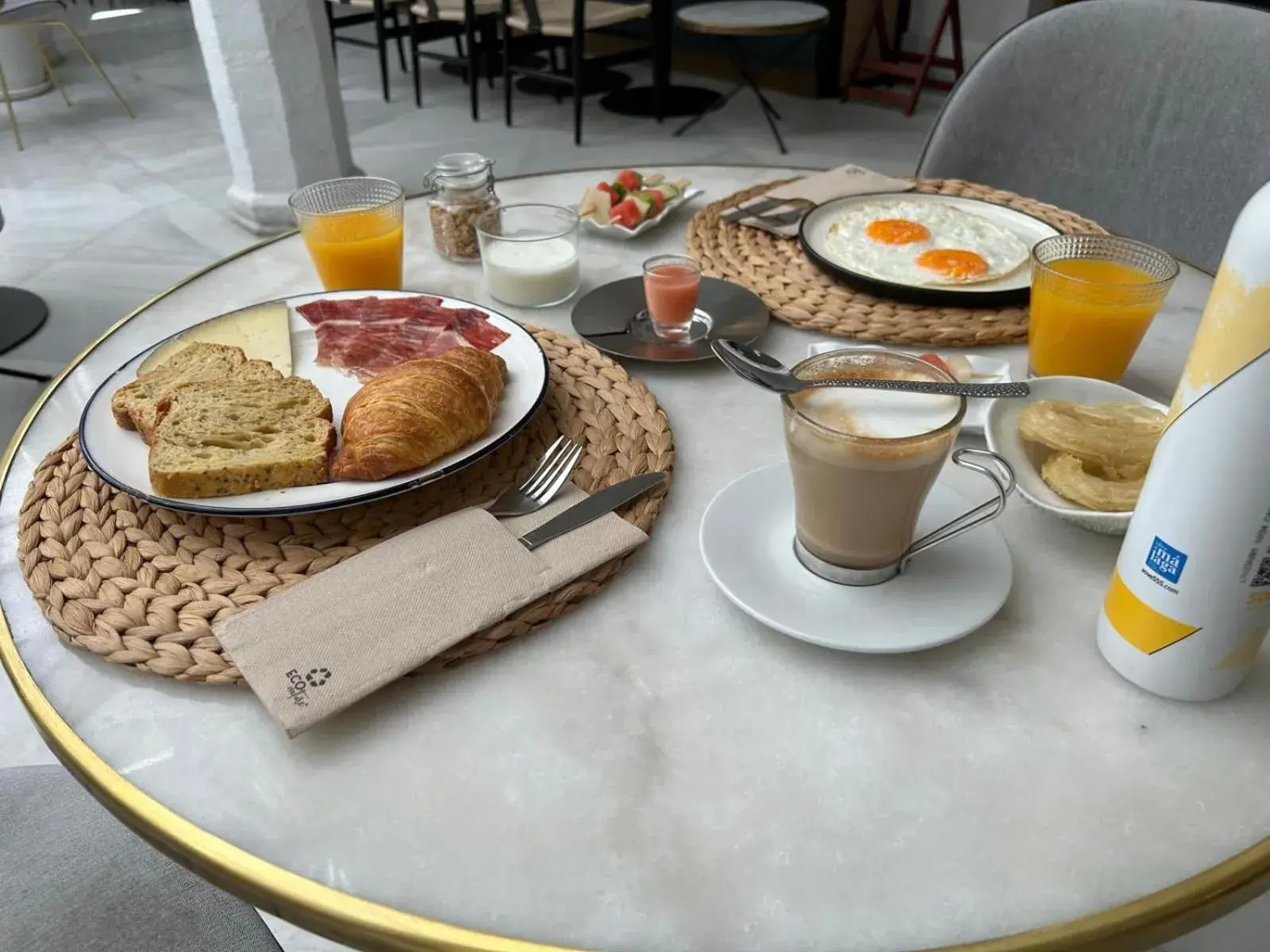 Breakfast in One Shot Palacio Conde de Torrejón 09