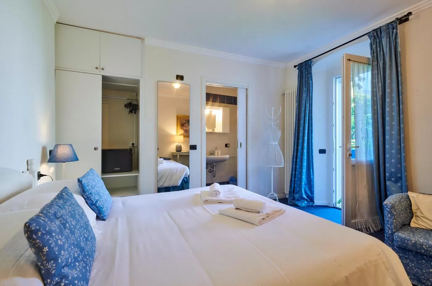 Photo of the whole room, Bed in Villa Annamaria B&B