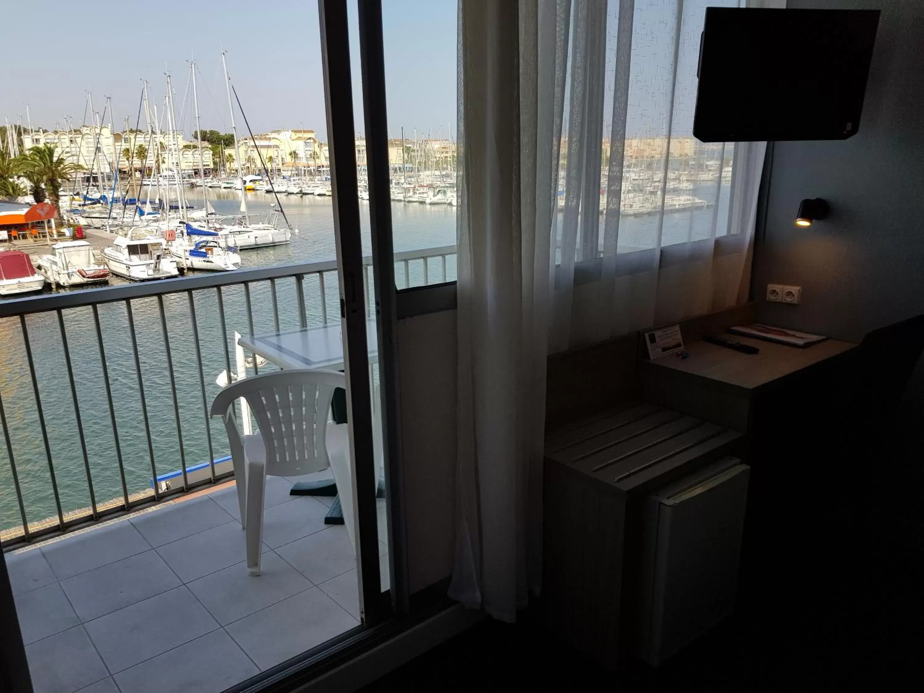 Balcony/Terrace in Hôtel Port Beach