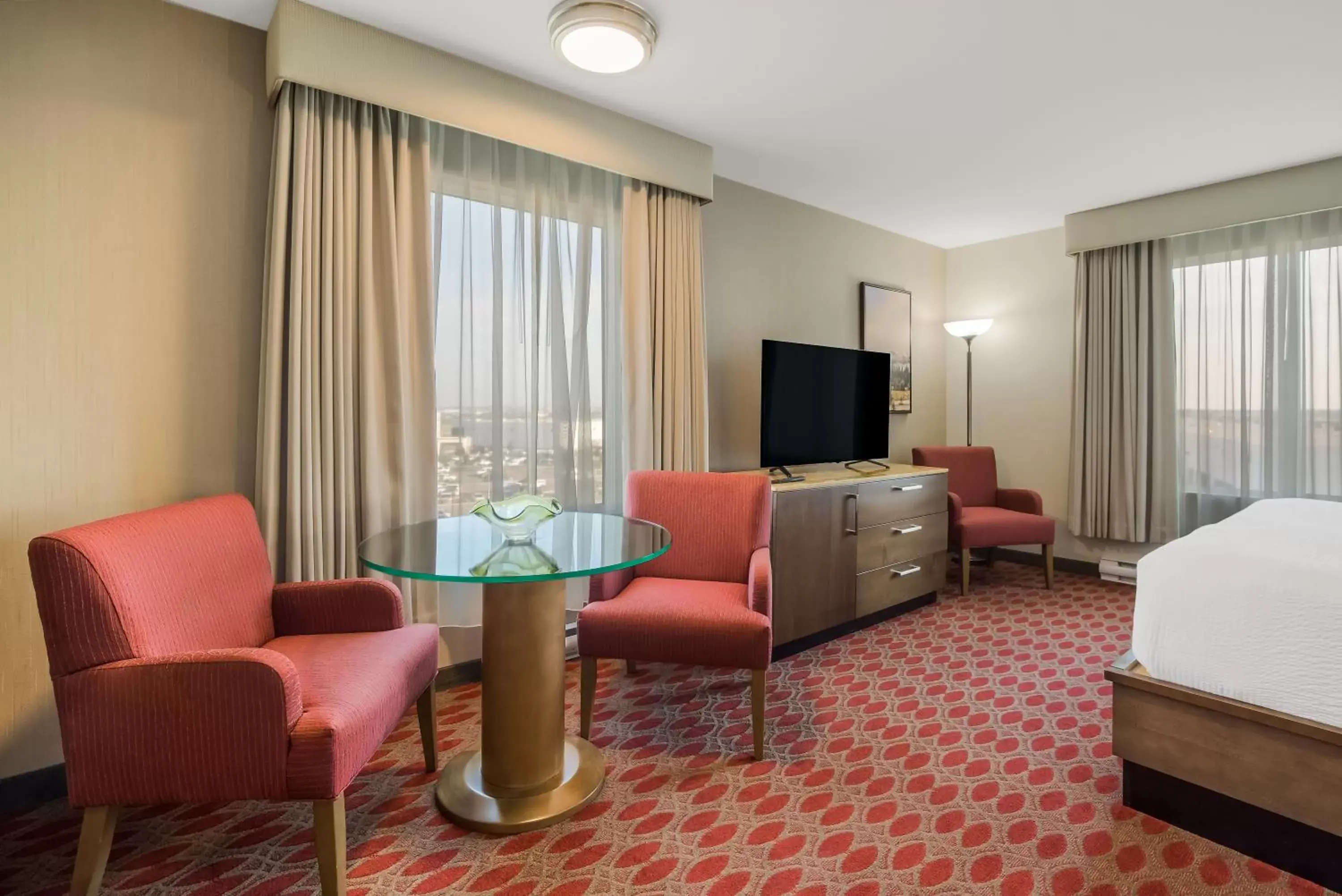 Bedroom, Seating Area in Hotel 11 by Sonesta