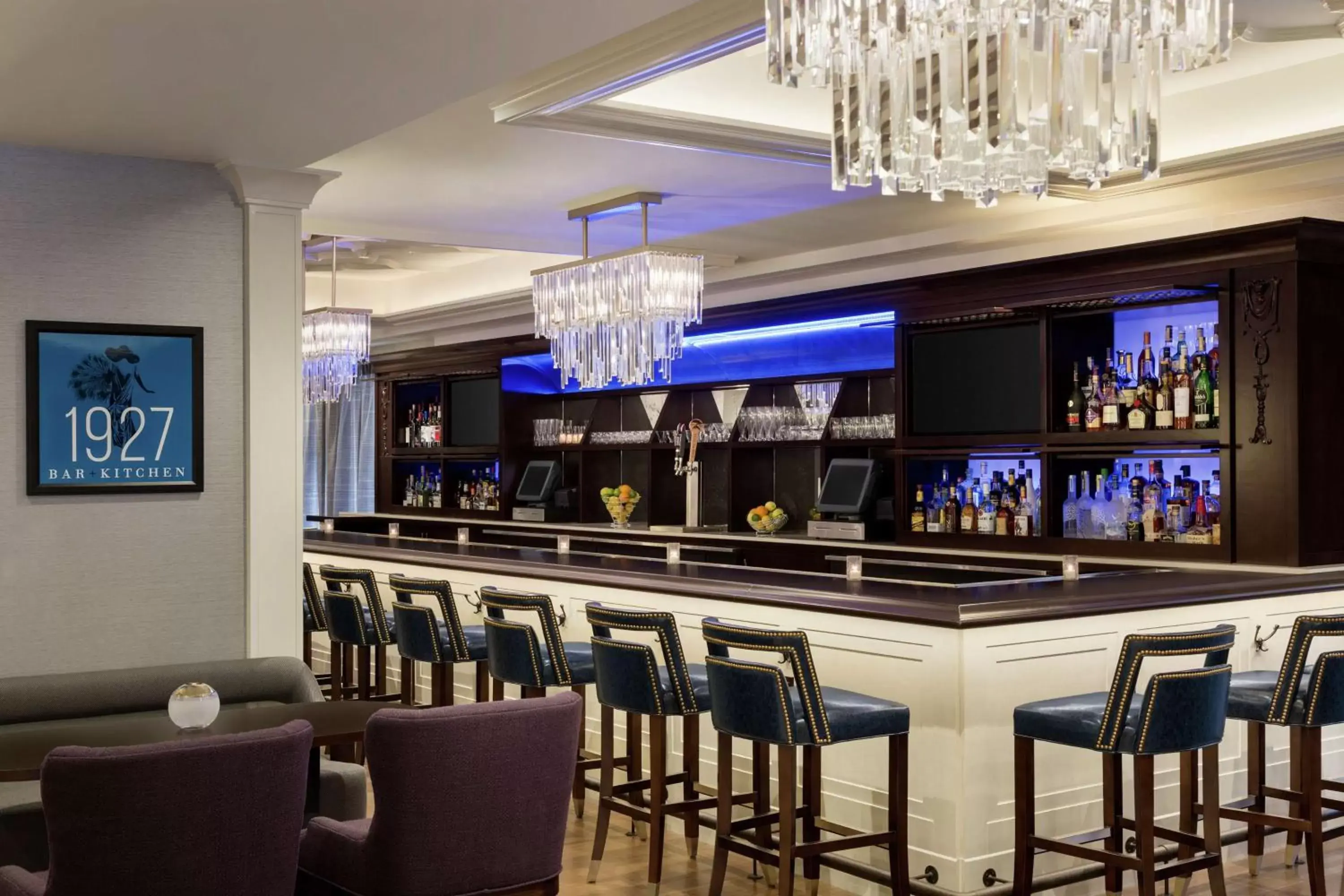 Lounge or bar, Lounge/Bar in Hilton Checkers Los Angeles