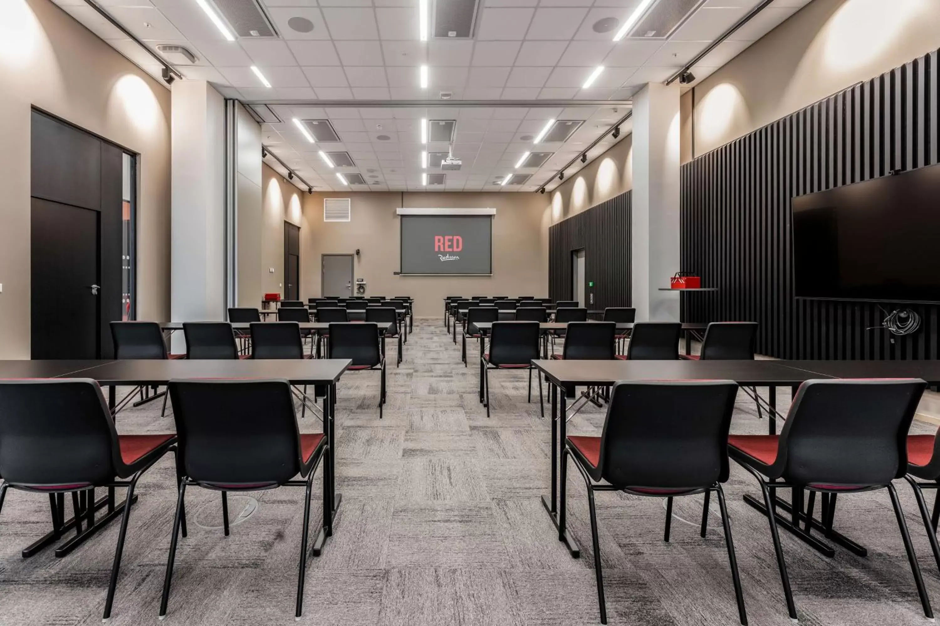 Meeting/conference room in Radisson RED Oslo Okern