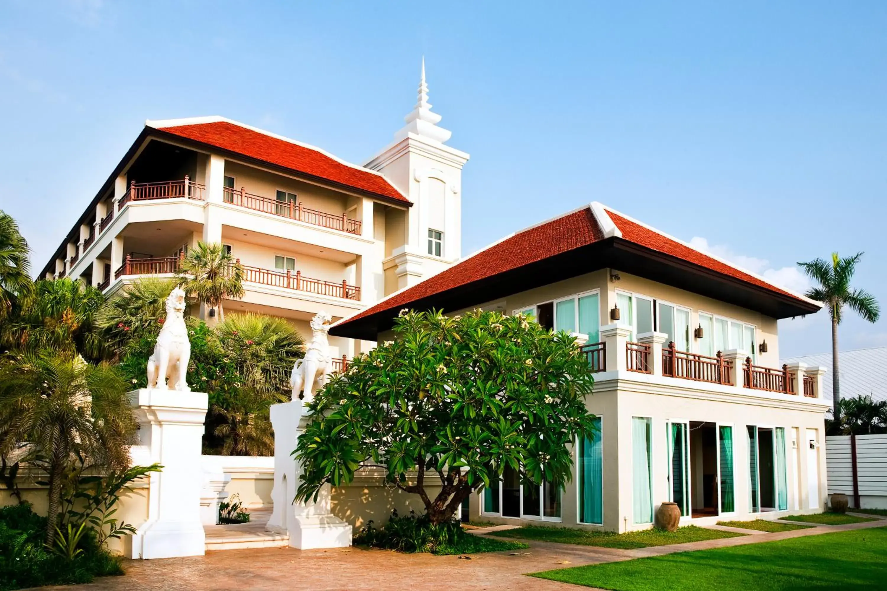 Facade/entrance, Property Building in Dor-Shada Resort By The Sea