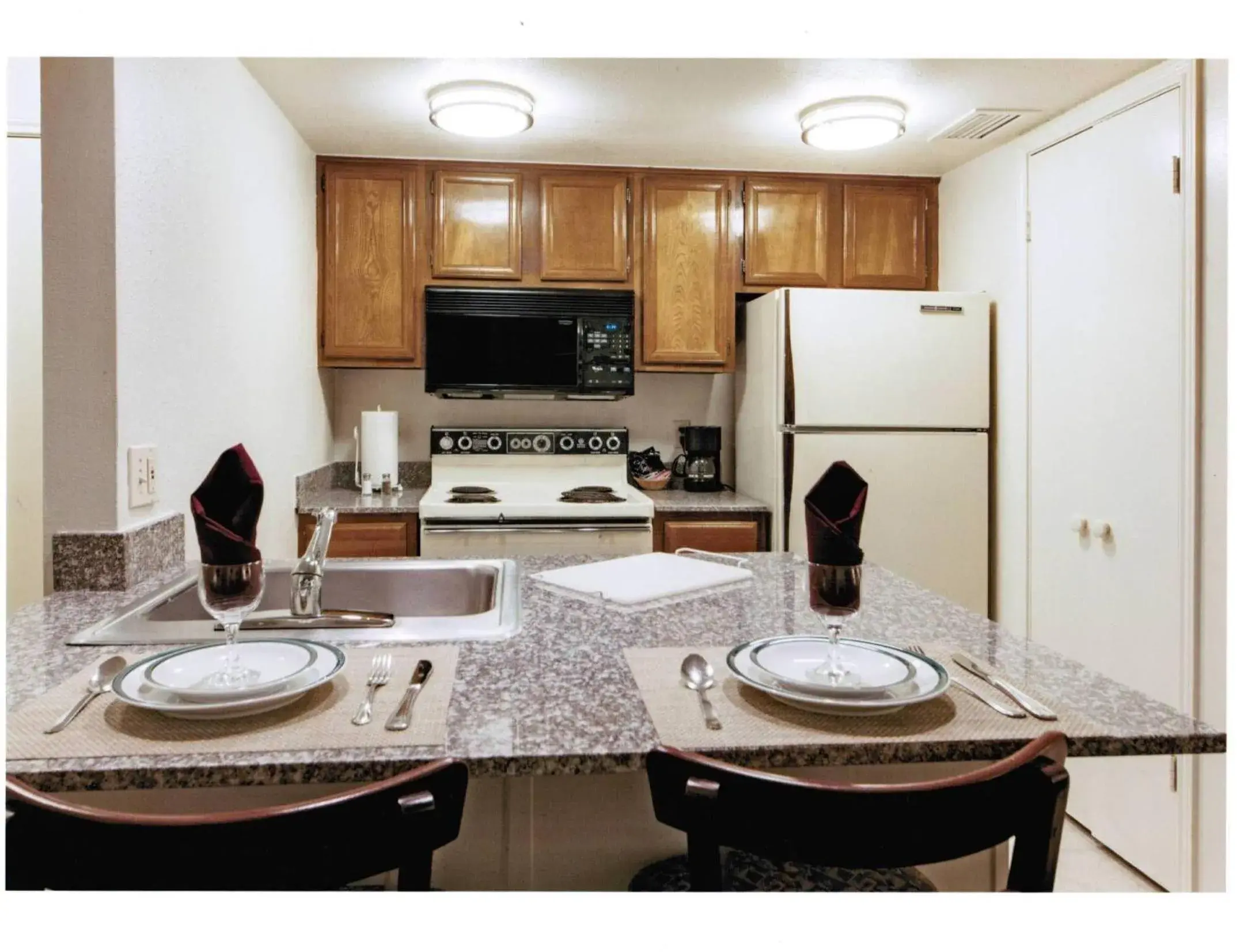 Dining area, Kitchen/Kitchenette in Hawthorn Suites by Wyndham Richardson