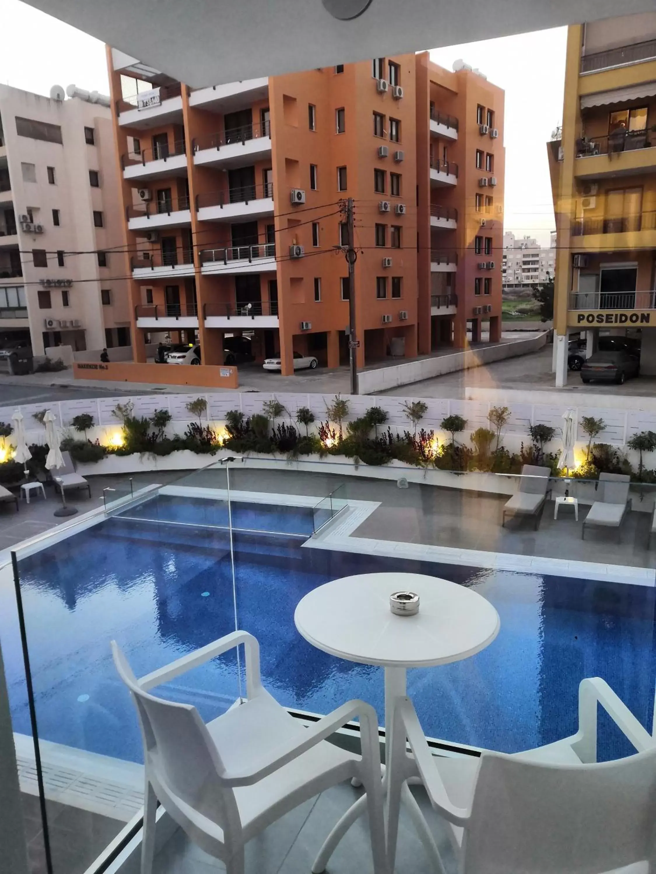 Pool view, Swimming Pool in Best Western Plus Larco Hotel