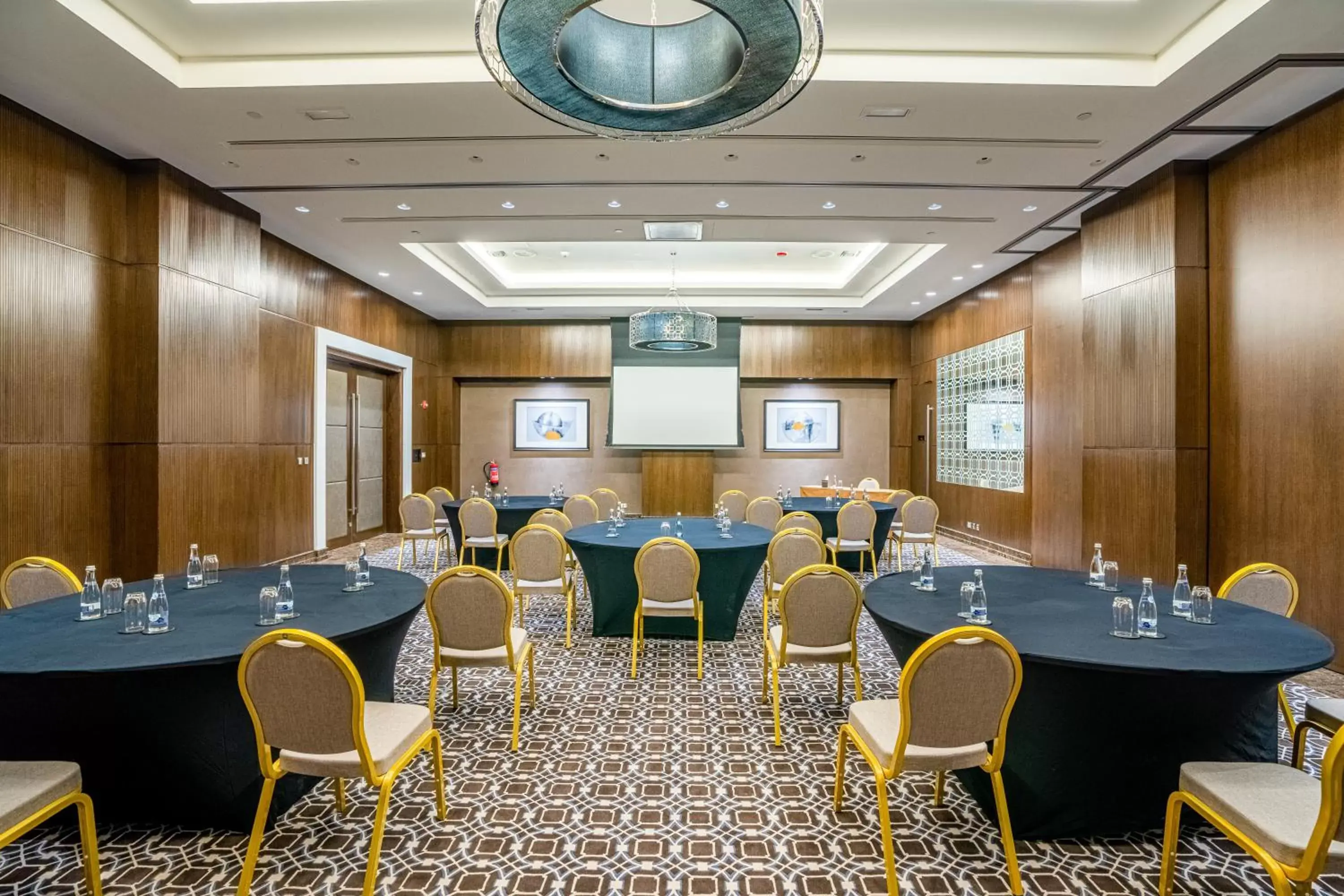 Meeting/conference room in Rixos Marina Abu Dhabi