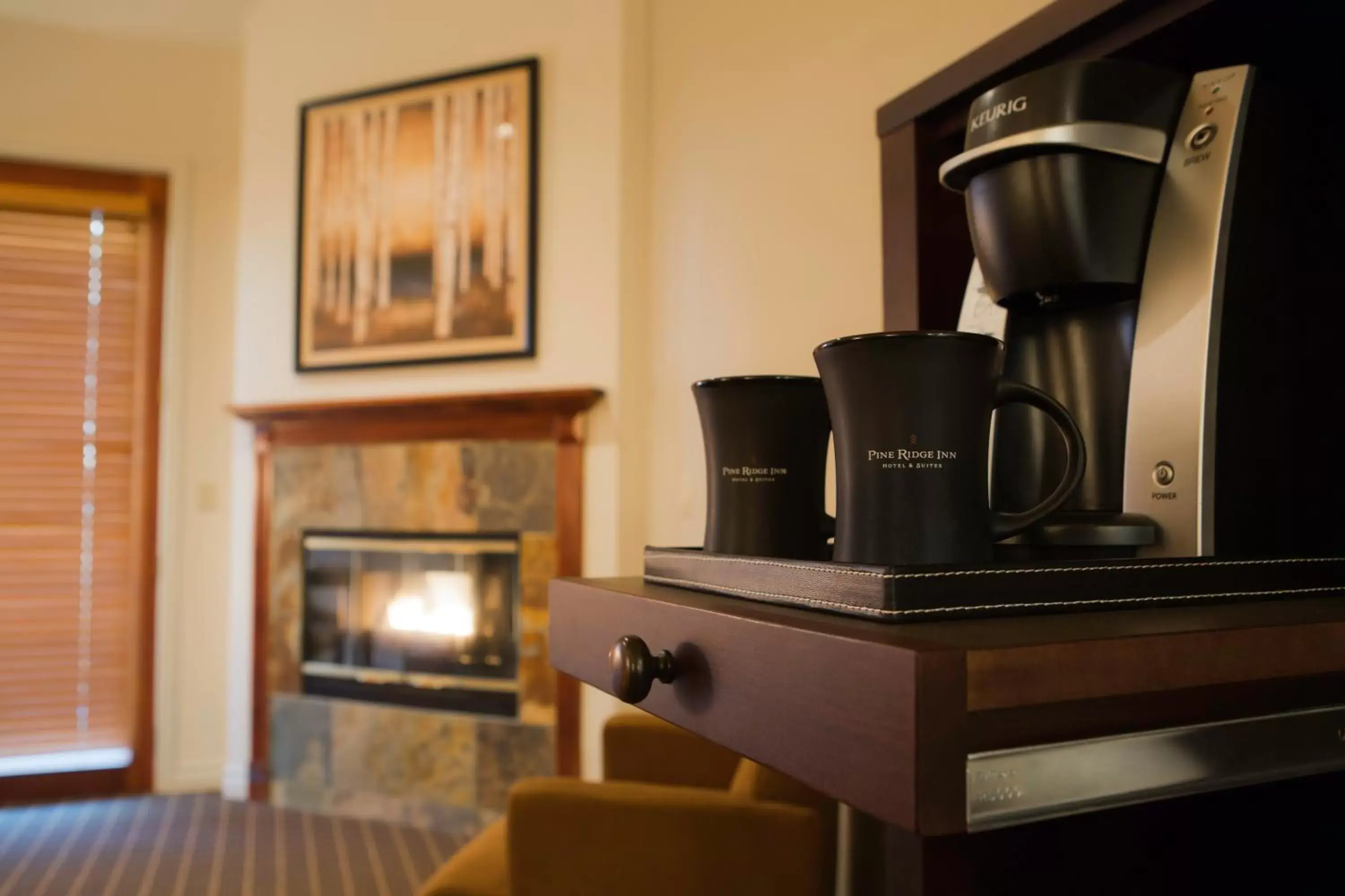 Coffee/tea facilities in Pine Ridge Inn