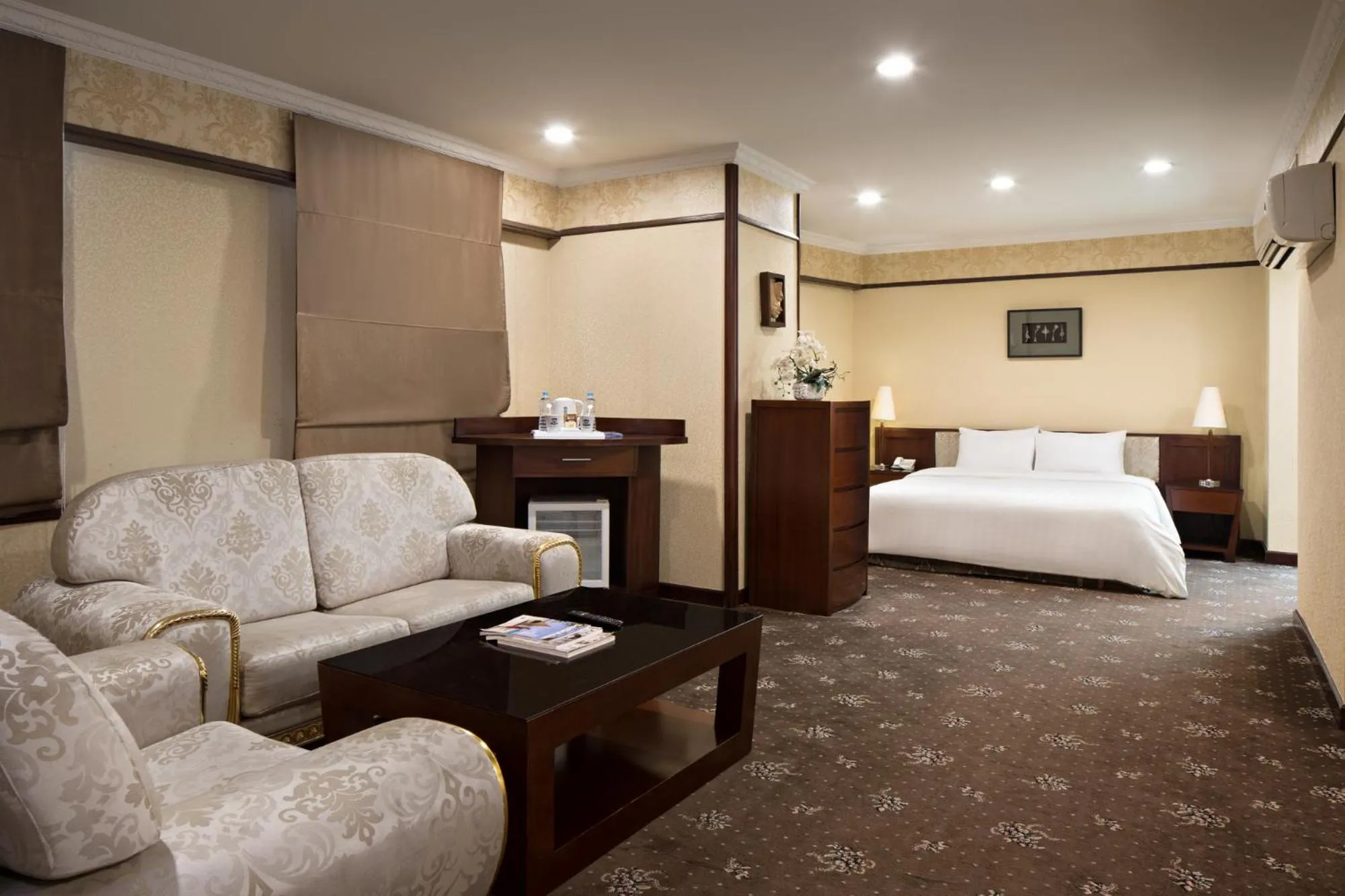 Bedroom, Bed in Golden Boutique Hotel Kemayoran