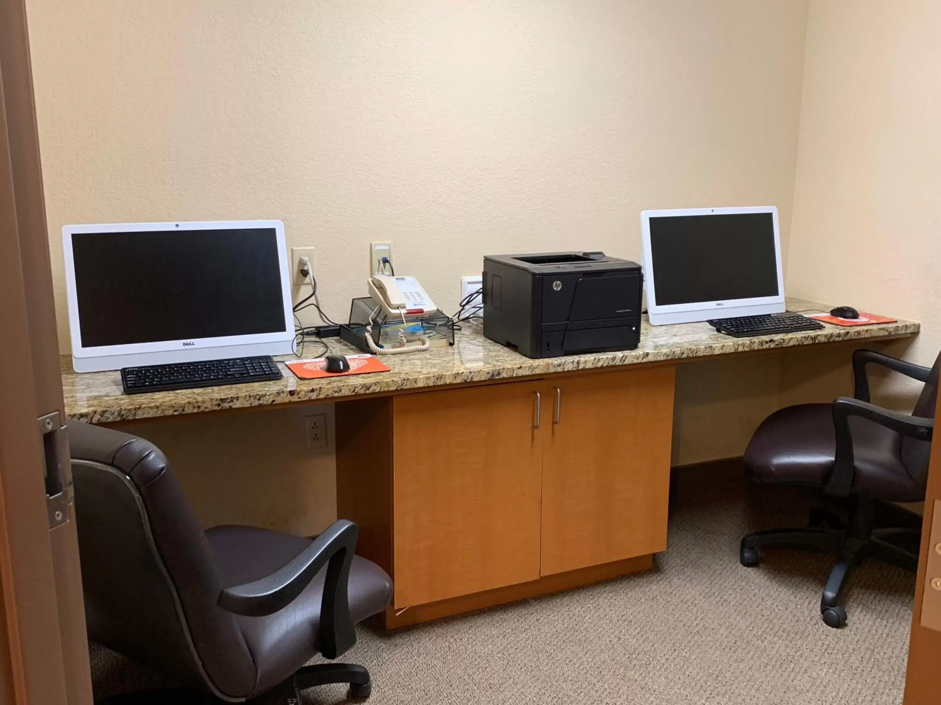 Other, Business Area/Conference Room in Candlewood Suites Jonesboro, an IHG Hotel