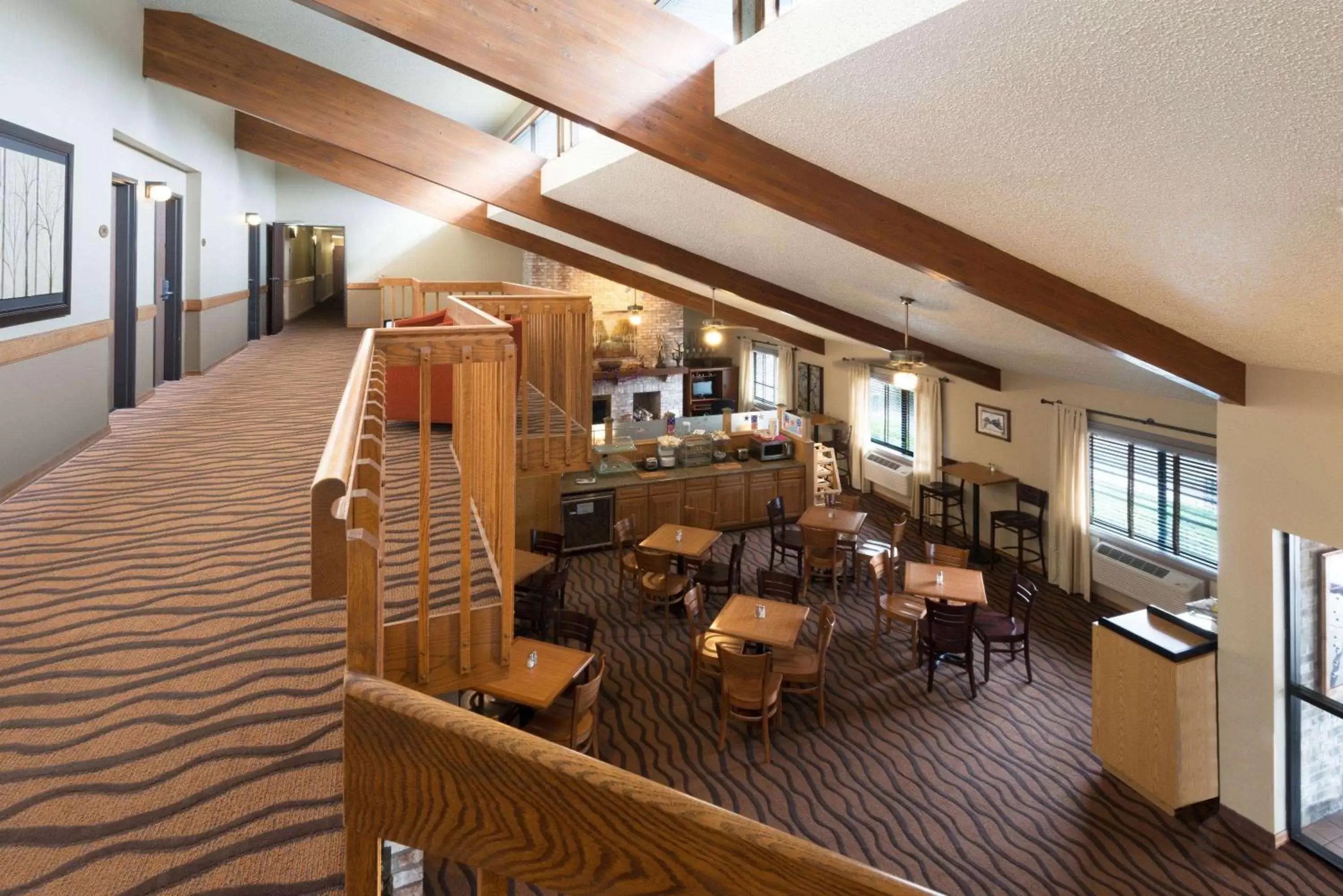Lobby or reception, Restaurant/Places to Eat in AmericInn by Wyndham Minocqua