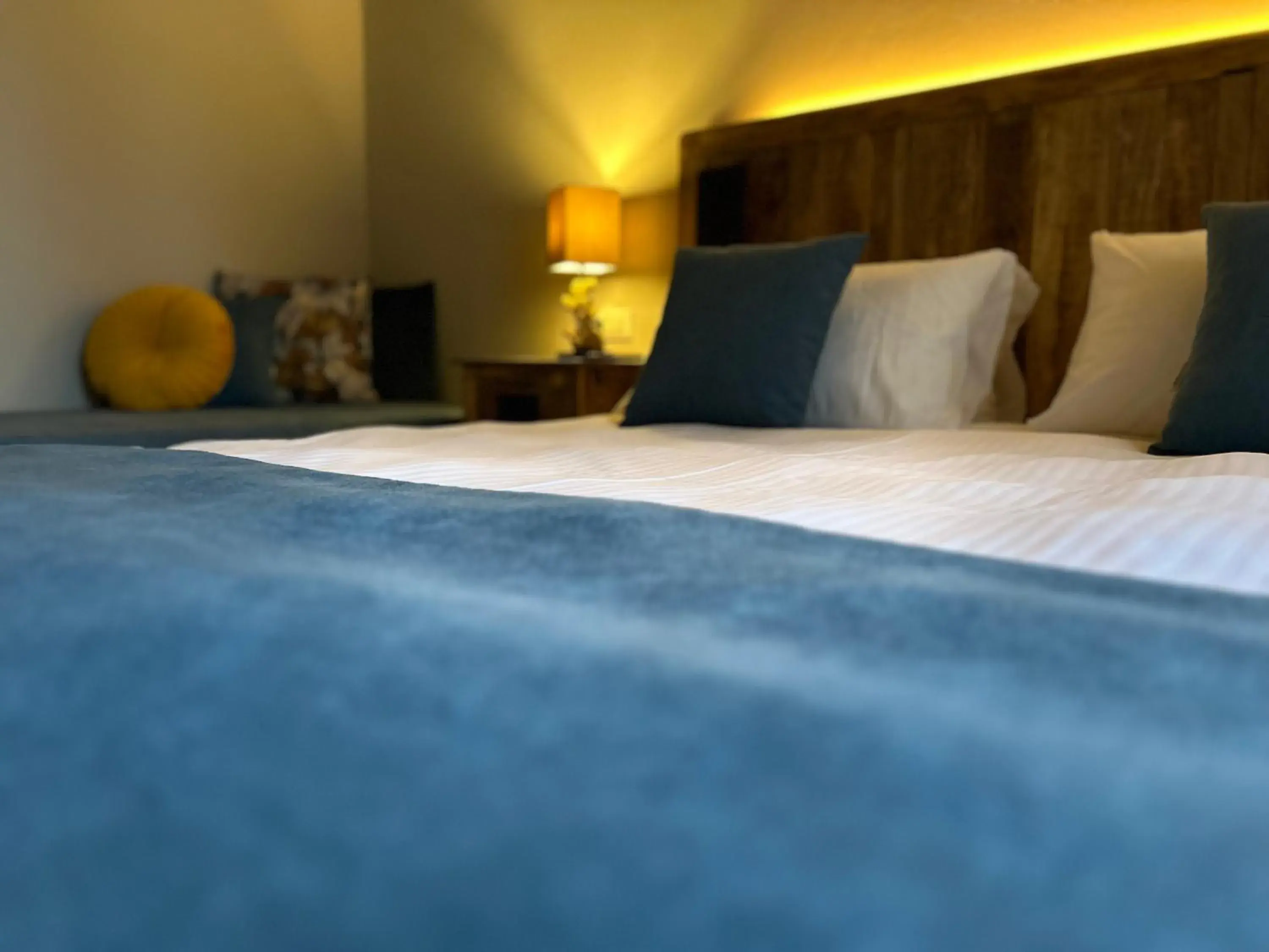 Bed in Hotel Paradiso Como