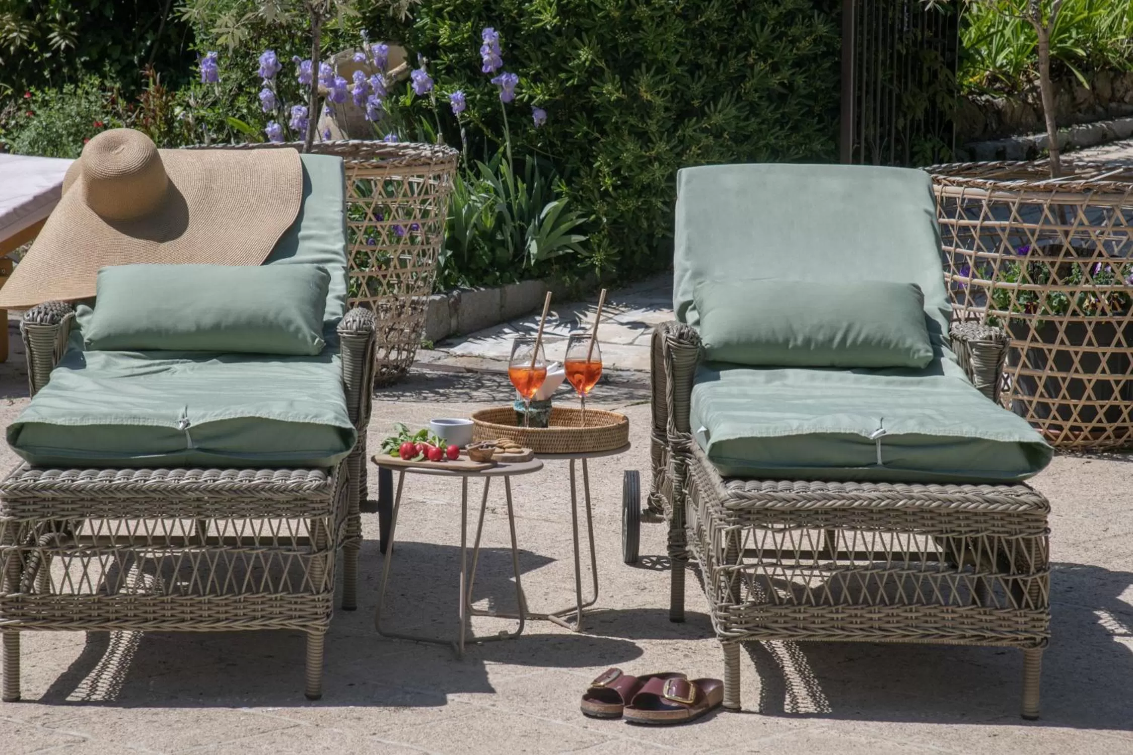 Swimming pool in Hotel Les Messugues