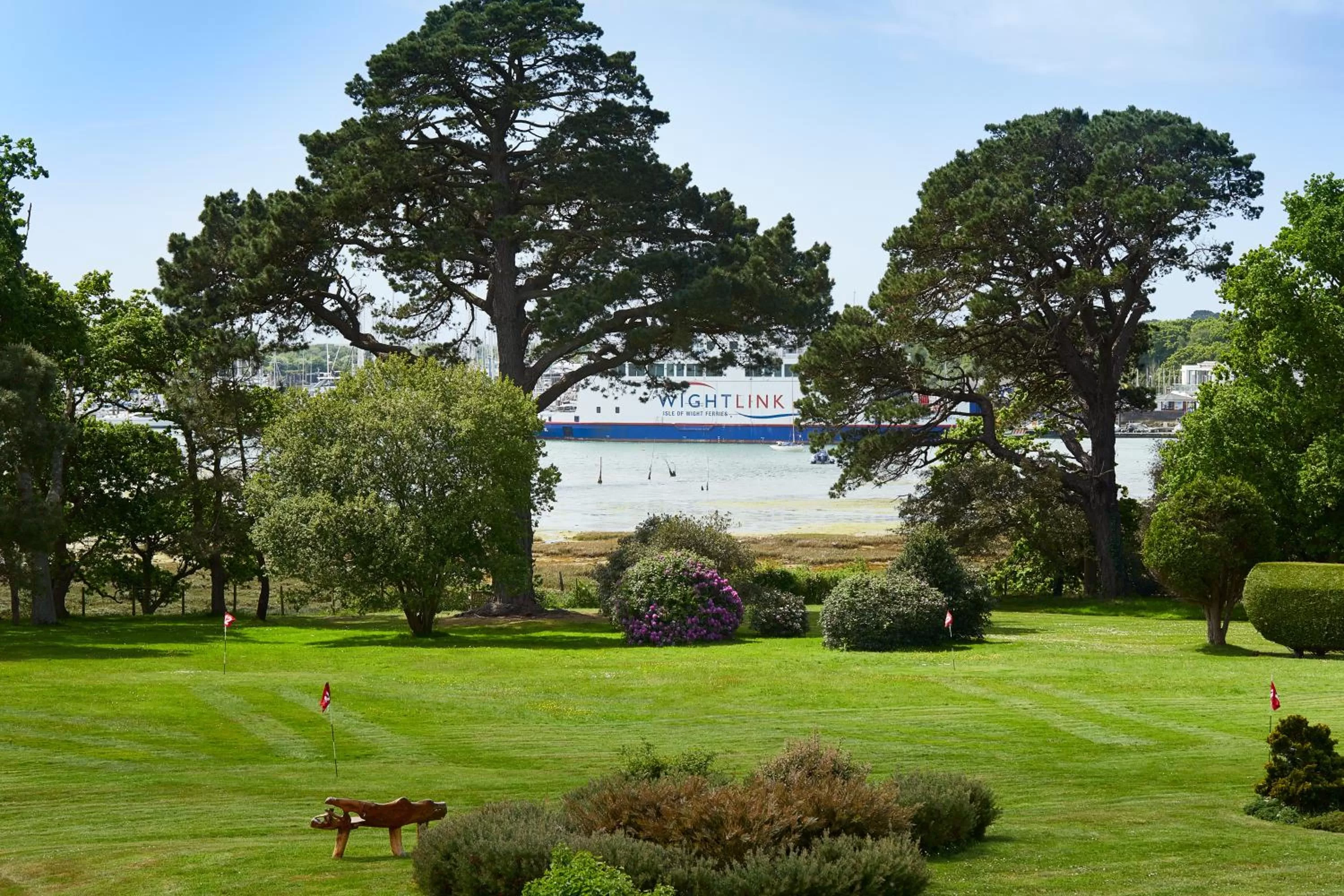 Garden in Macdonald Elmers Court Resort
