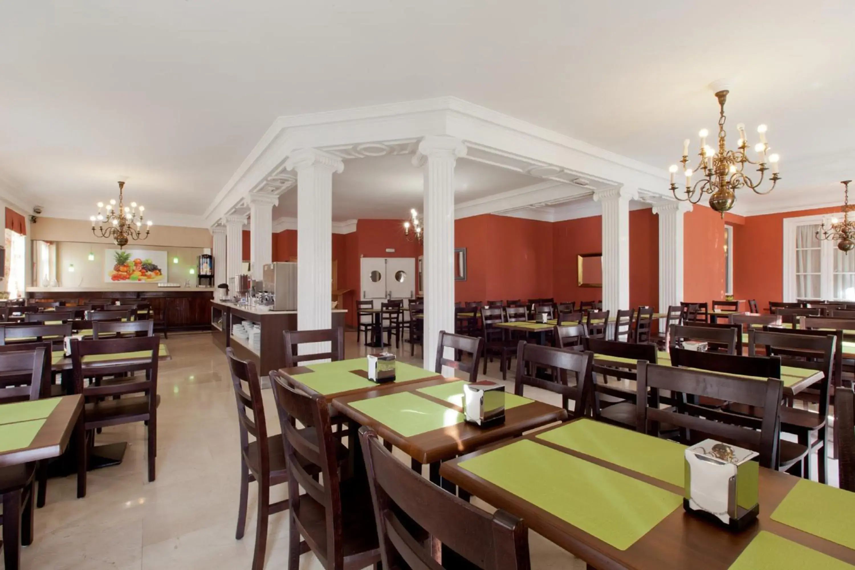 Food and drinks, Restaurant/Places to Eat in Hotel Mediodia